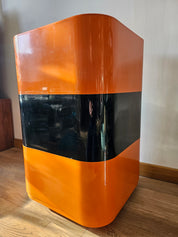 Valletto_Triangolo_Table_by_Ambrogio_Brusa