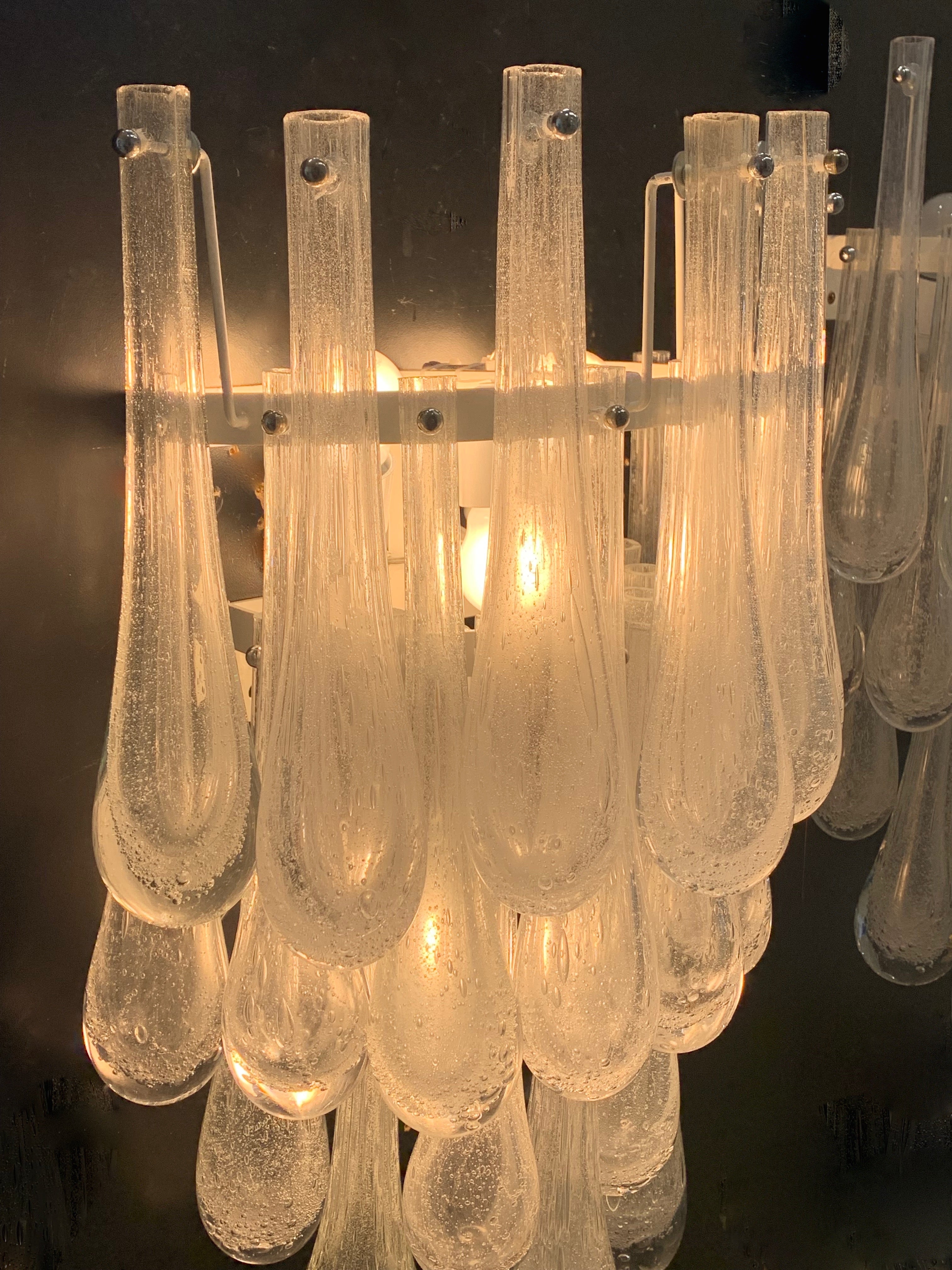 Venini_Murano_Glass_Waterfall_Wall_Sconce,_Italian_Mid_Century_Modern_Wall_Light,_1970s