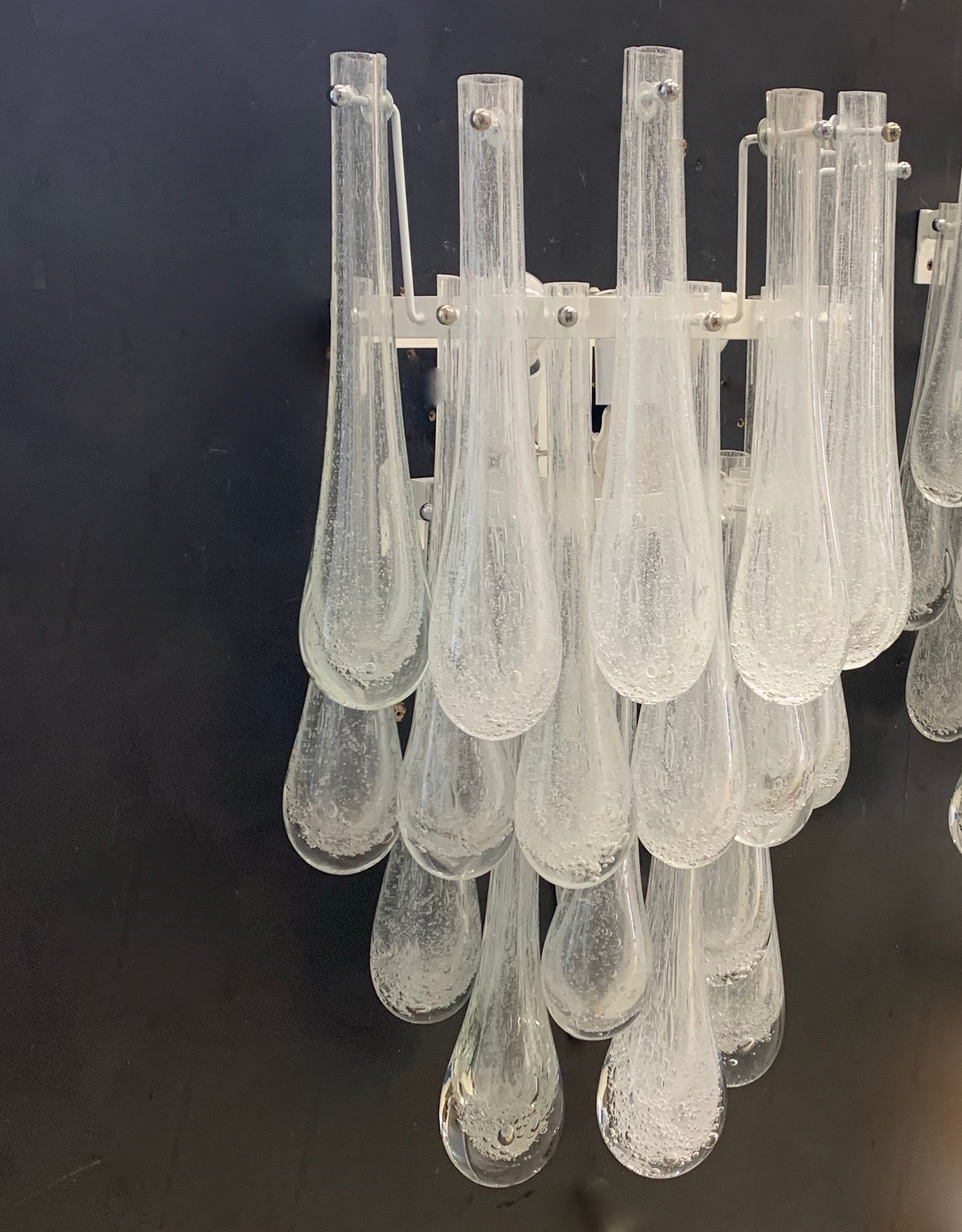 Venini_Murano_Glass_Waterfall_Wall_Sconce,_Italian_Mid_Century_Modern_Wall_Light,_1970s