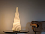 Venini_Murano_Glass_Spiral_Cone_Table_Lamp,_Mid-Century