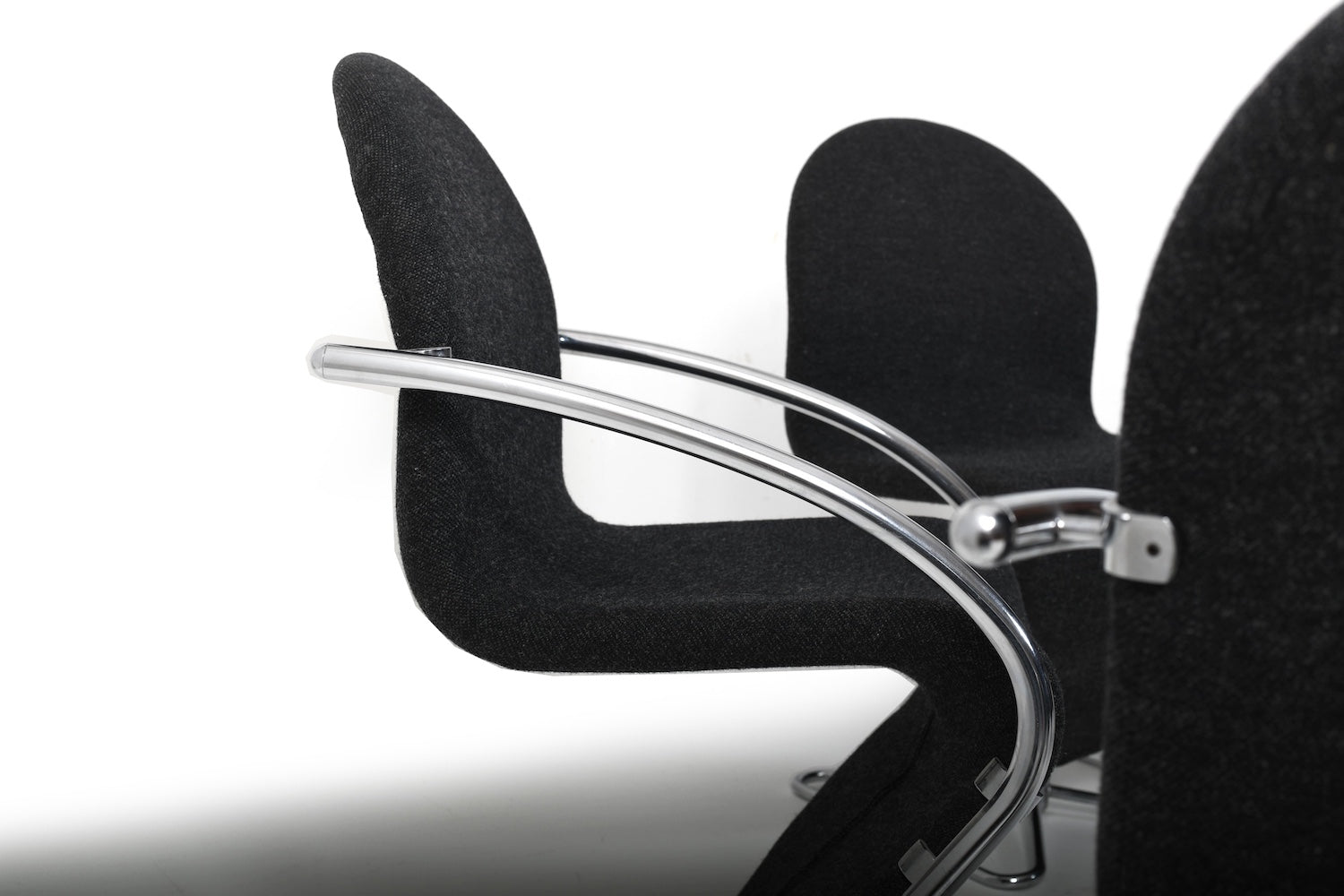 Set_of_6_1973_Series_1_2_3_Swivel_Chairs_by_Verner_Panton_for_Fritz_Hansen,_Denmark