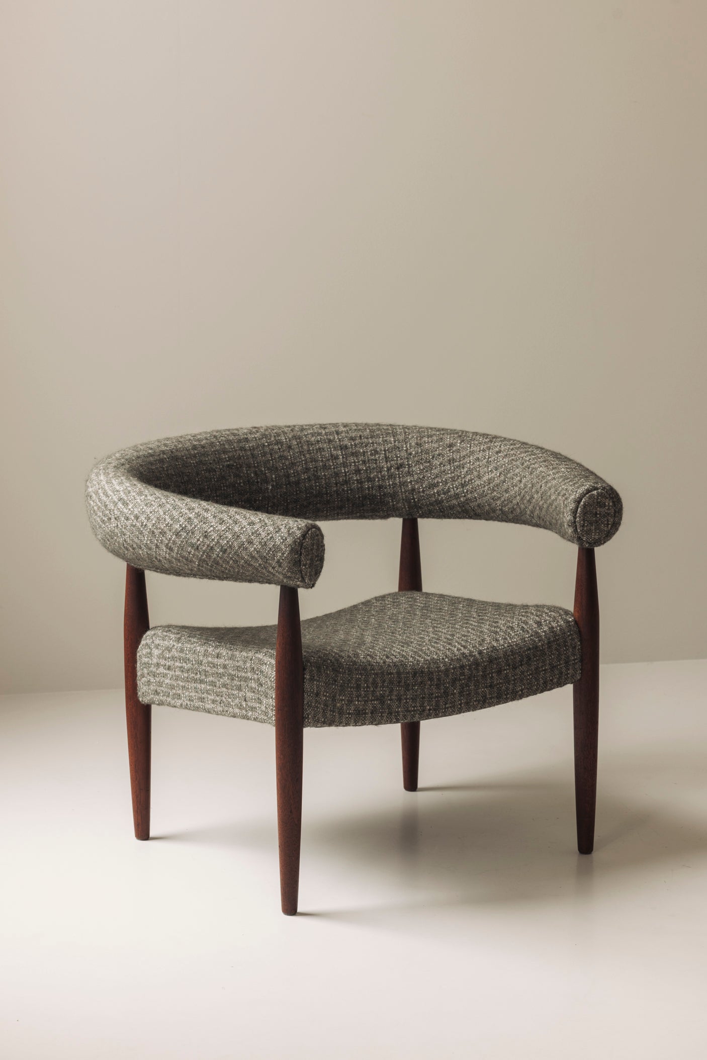 Very_rare_set_of_'Ring_Chairs'_by_Nanna_and_Jørgen_Ditzel,_Denmark_1958