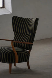 Viggo_Boesen_Wingback_Lounge_Chair_in_Oak,_Danish_Organic_Modern_Design