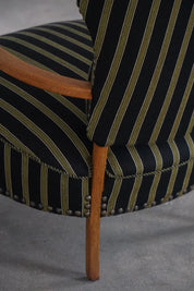 Viggo_Boesen_Wingback_Lounge_Chair_in_Oak,_Danish_Organic_Modern_Design