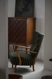 Viggo_Boesen_Wingback_Lounge_Chair_in_Oak,_Danish_Organic_Modern_Design