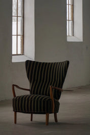 Viggo_Boesen_Wingback_Lounge_Chair_in_Oak,_Danish_Organic_Modern_Design