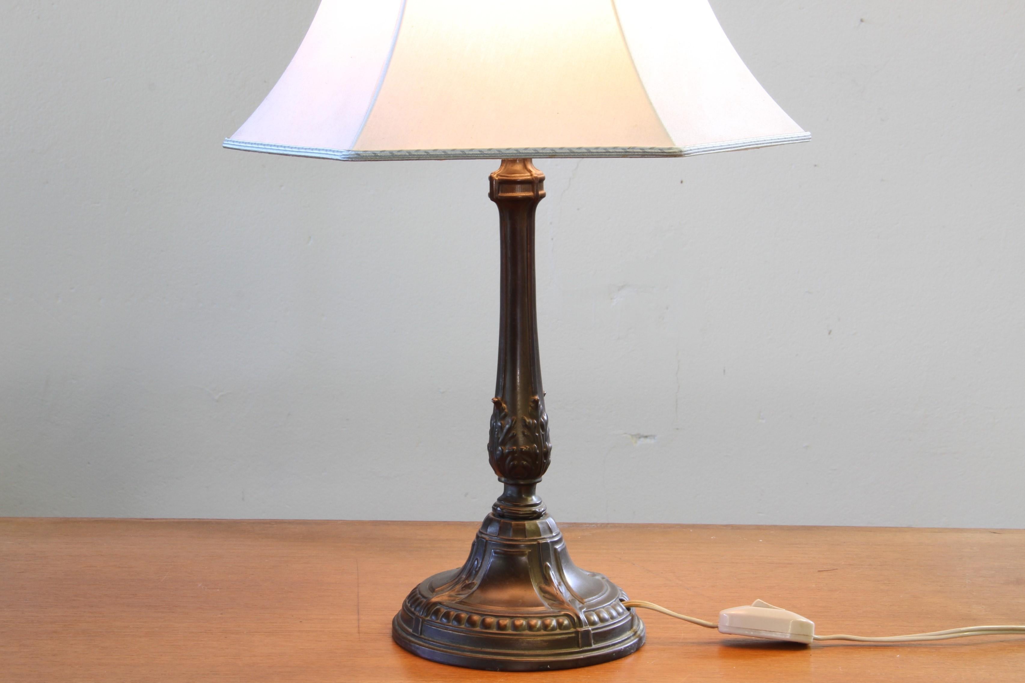 Danish_Art_Nouveau_Patinated_Metal_Table_Lamp_in_the_Style_of_Just_Andersen,_1920s