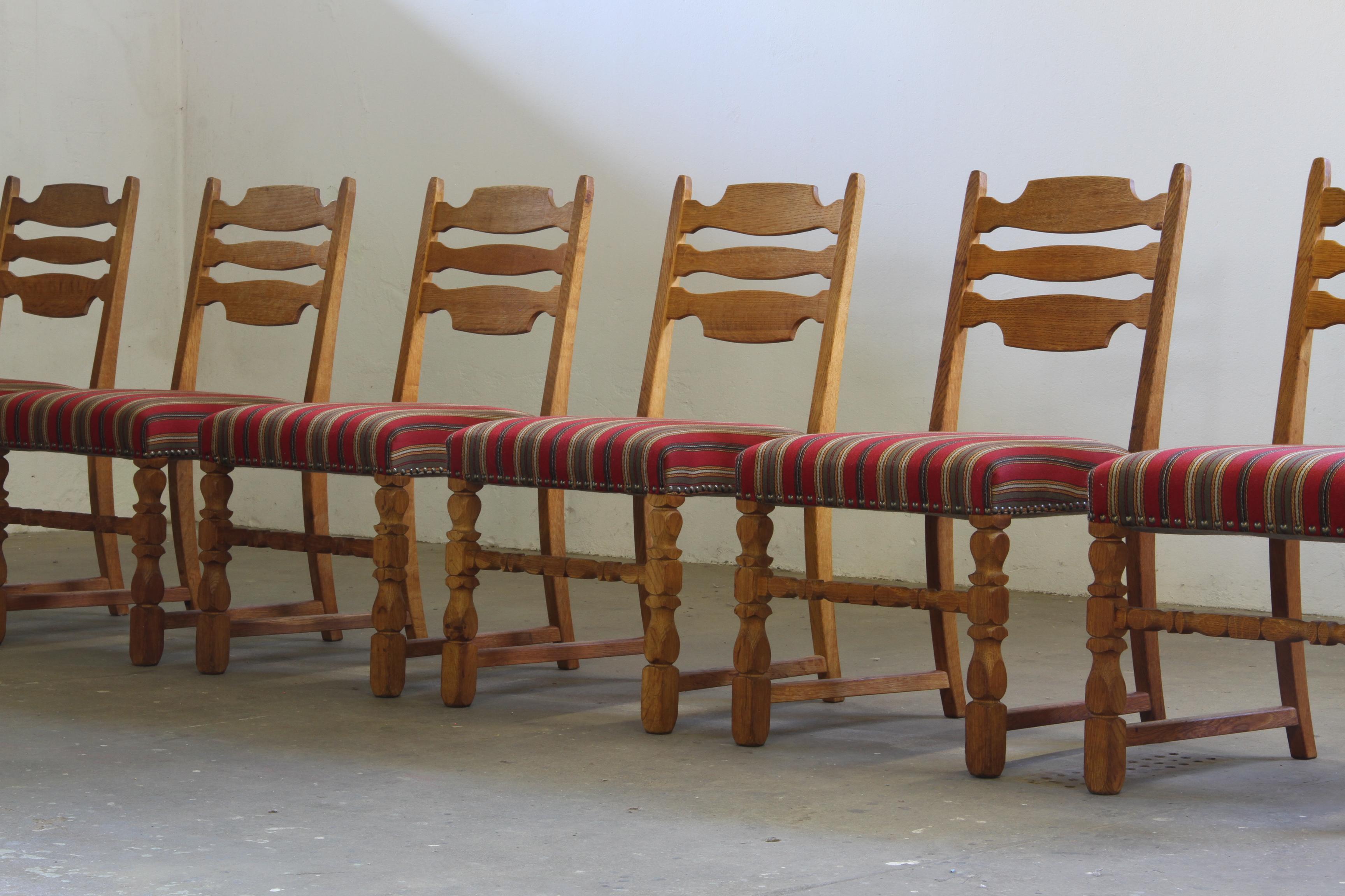 Set_of_6_Danish_Brutalist_Oak_Dining_Chairs_in_the_Style_of_Henning_Kjærnulf,_1950s-1960s