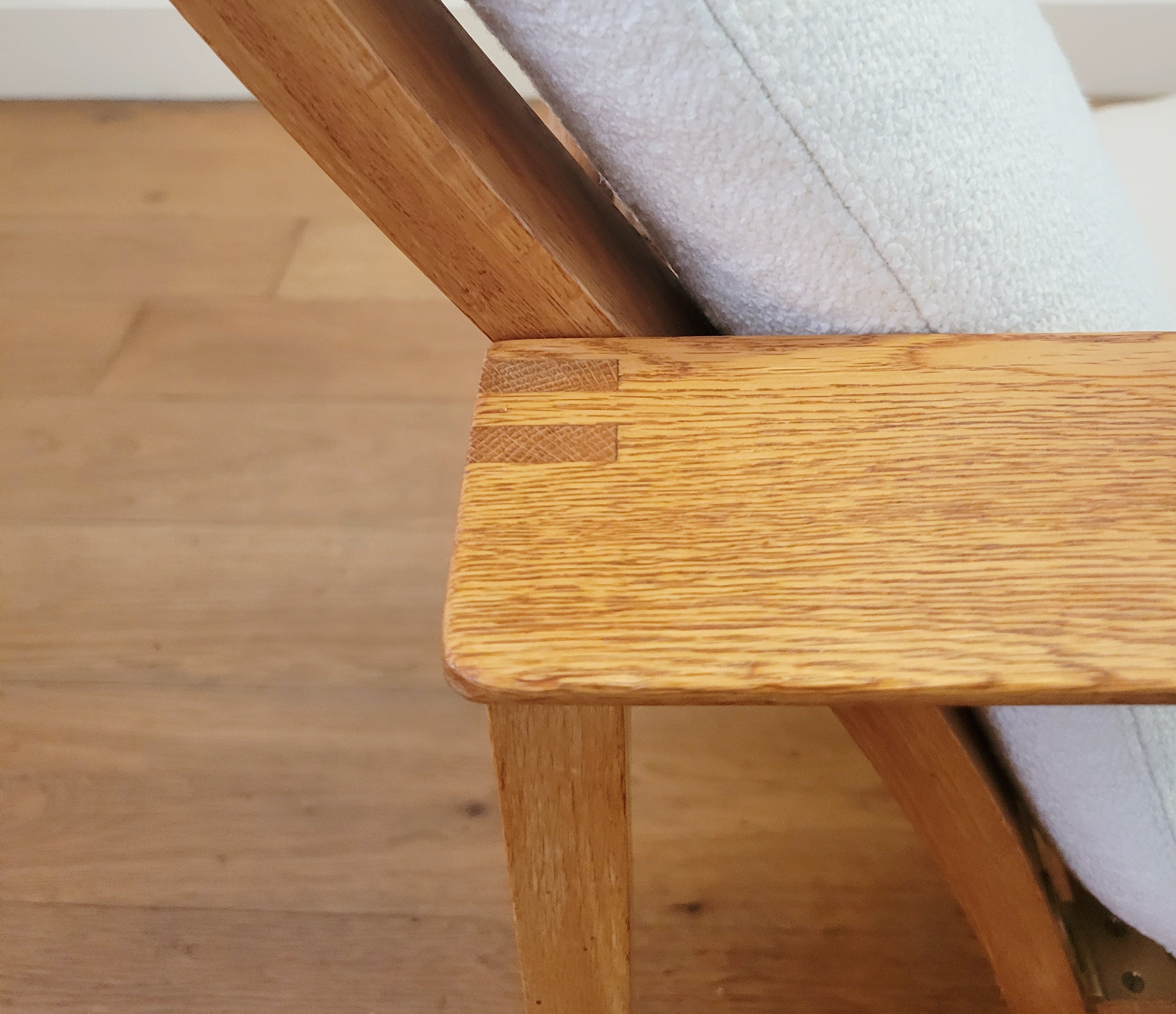 Vintage_2254_chair_by_Børge_Mogensen_for_Fredericia