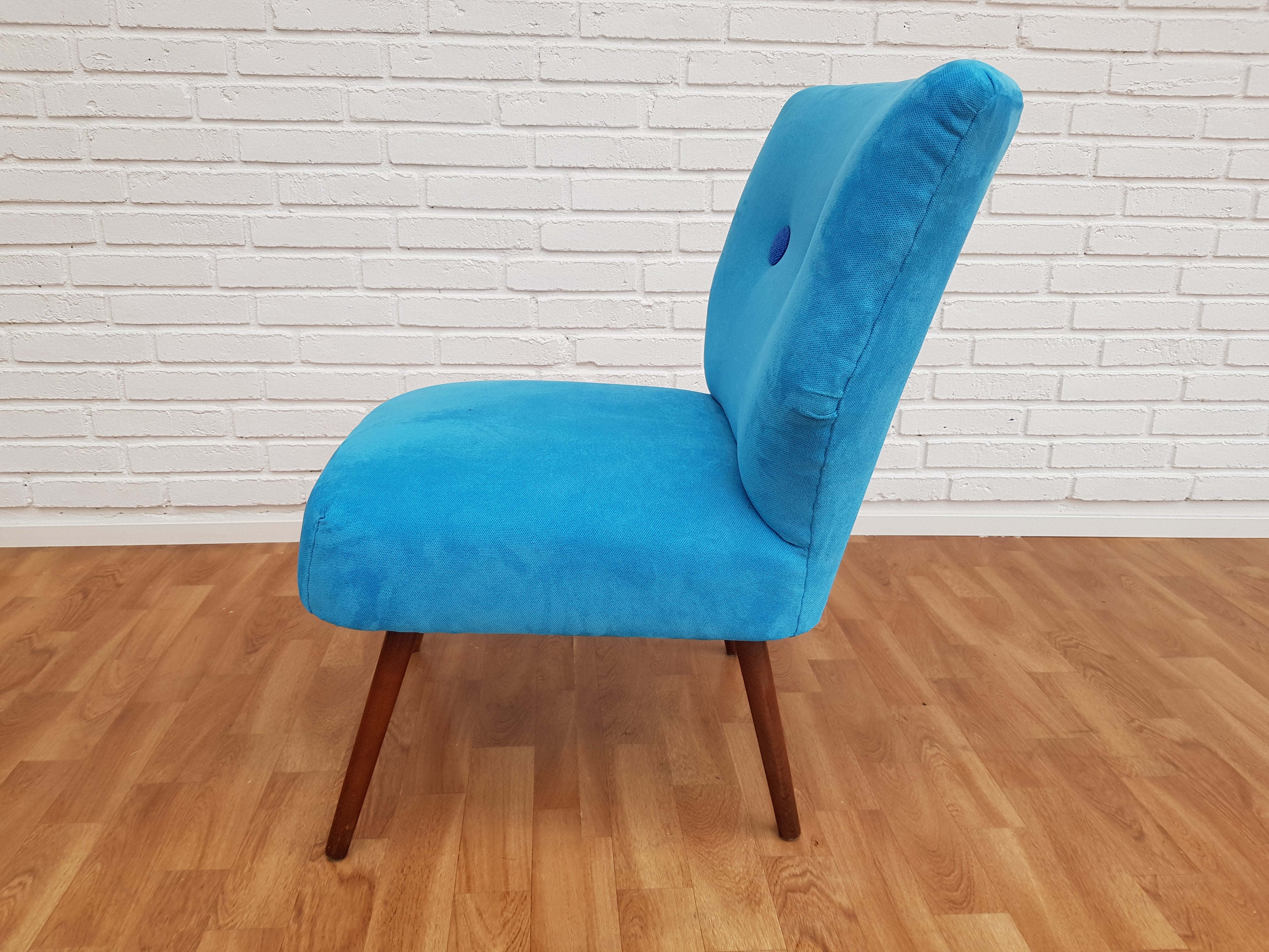 Vintage_Armchair_by_Danish_Maker_circa_1970_Denmark