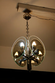 Vintage_Art_Deco_chandelier_in_chromed_metal_and_glass,_Italy,_1970s