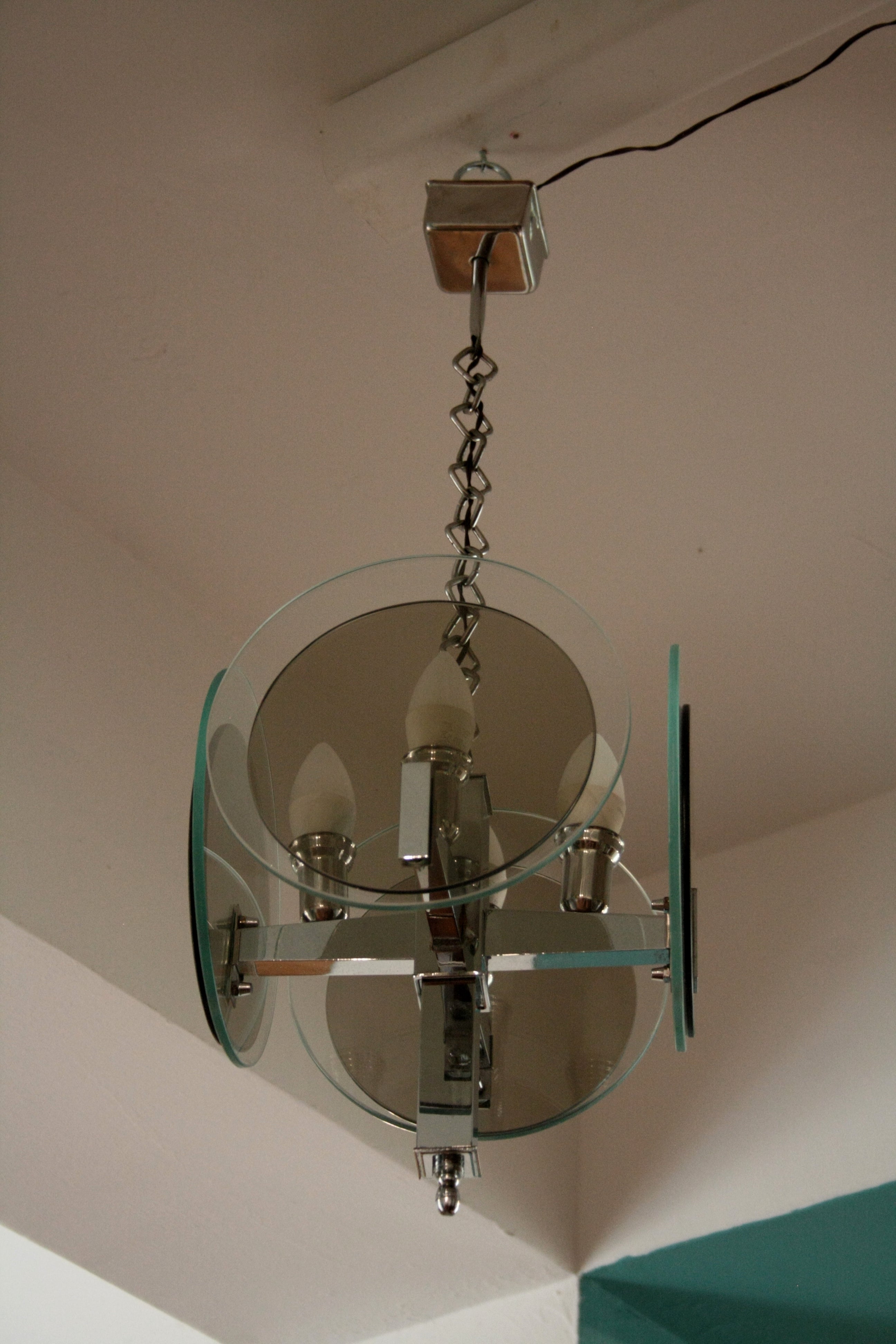 Vintage_Art_Deco_chandelier_in_chromed_metal_and_glass,_Italy,_1970s