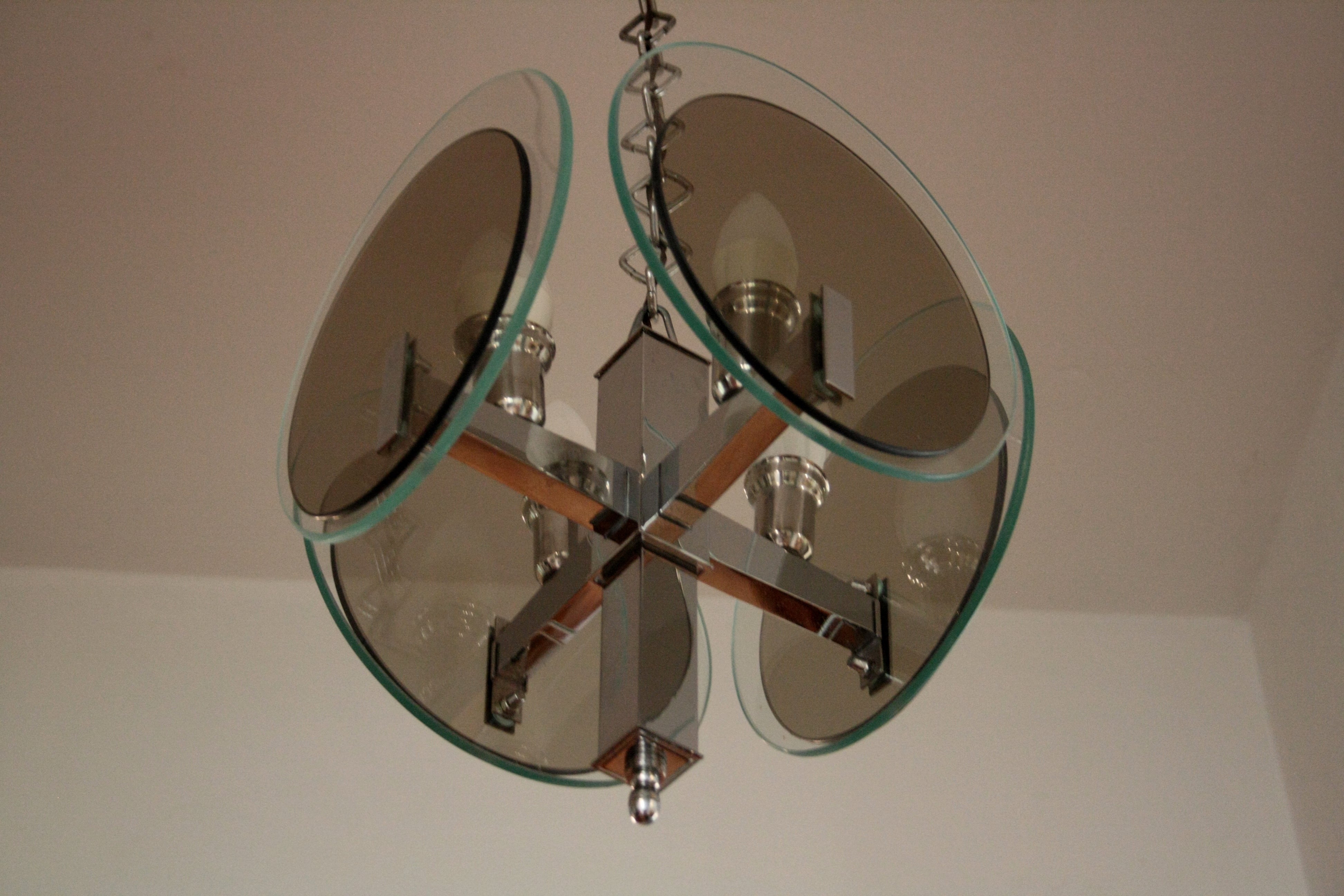 Vintage_Art_Deco_chandelier_in_chromed_metal_and_glass,_Italy,_1970s