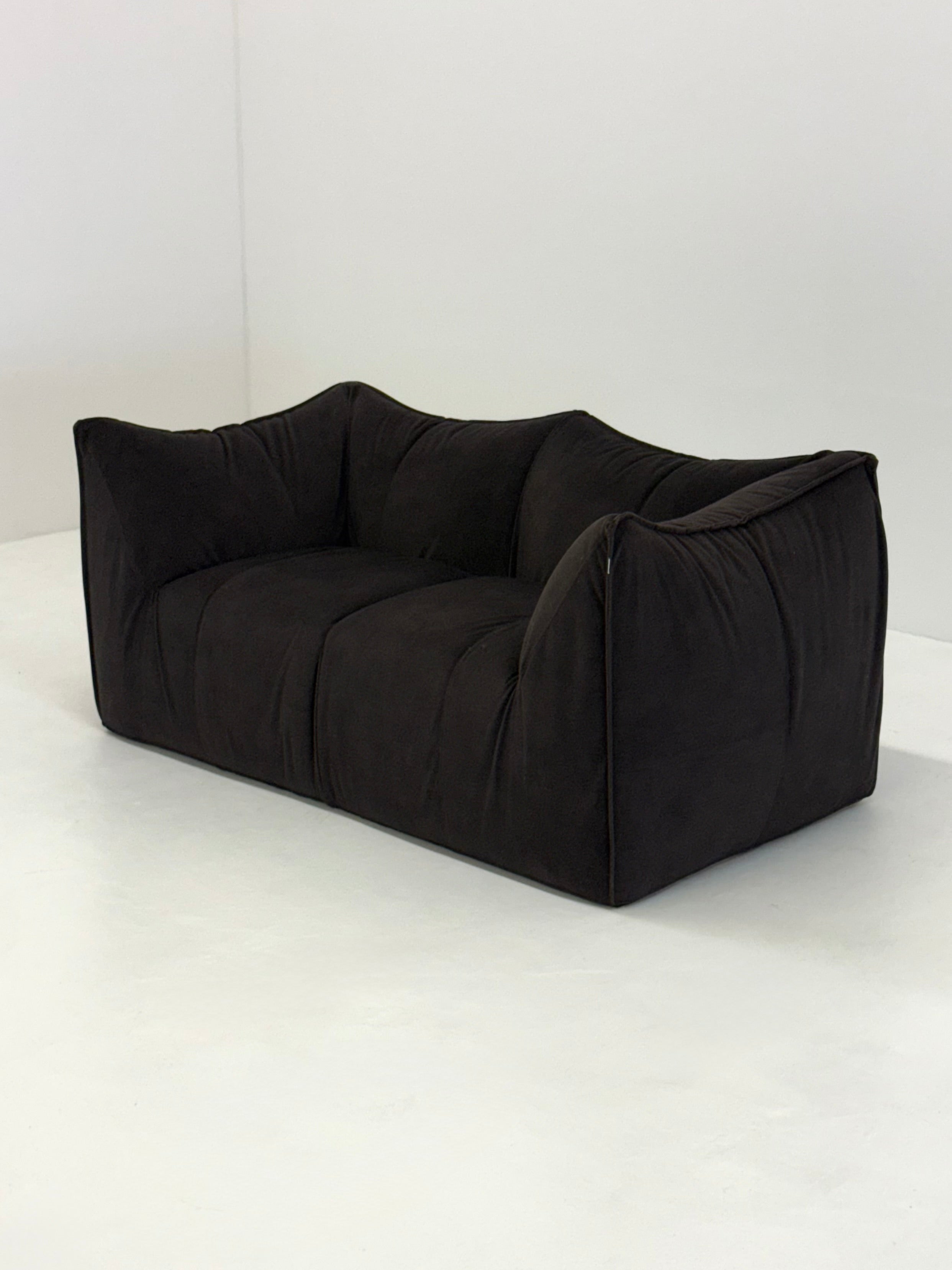 Vintage_Bambole_sofa_in_dark_brown_by_Mario_Bellini_for_B&B_Italia