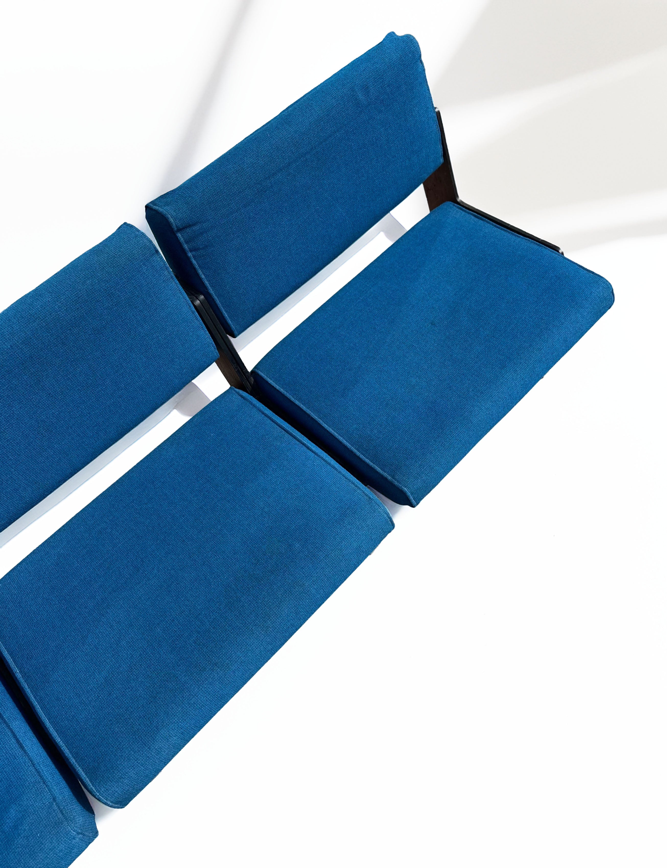 Vintage_blue_1960s_bench_by_Roger_Tallon