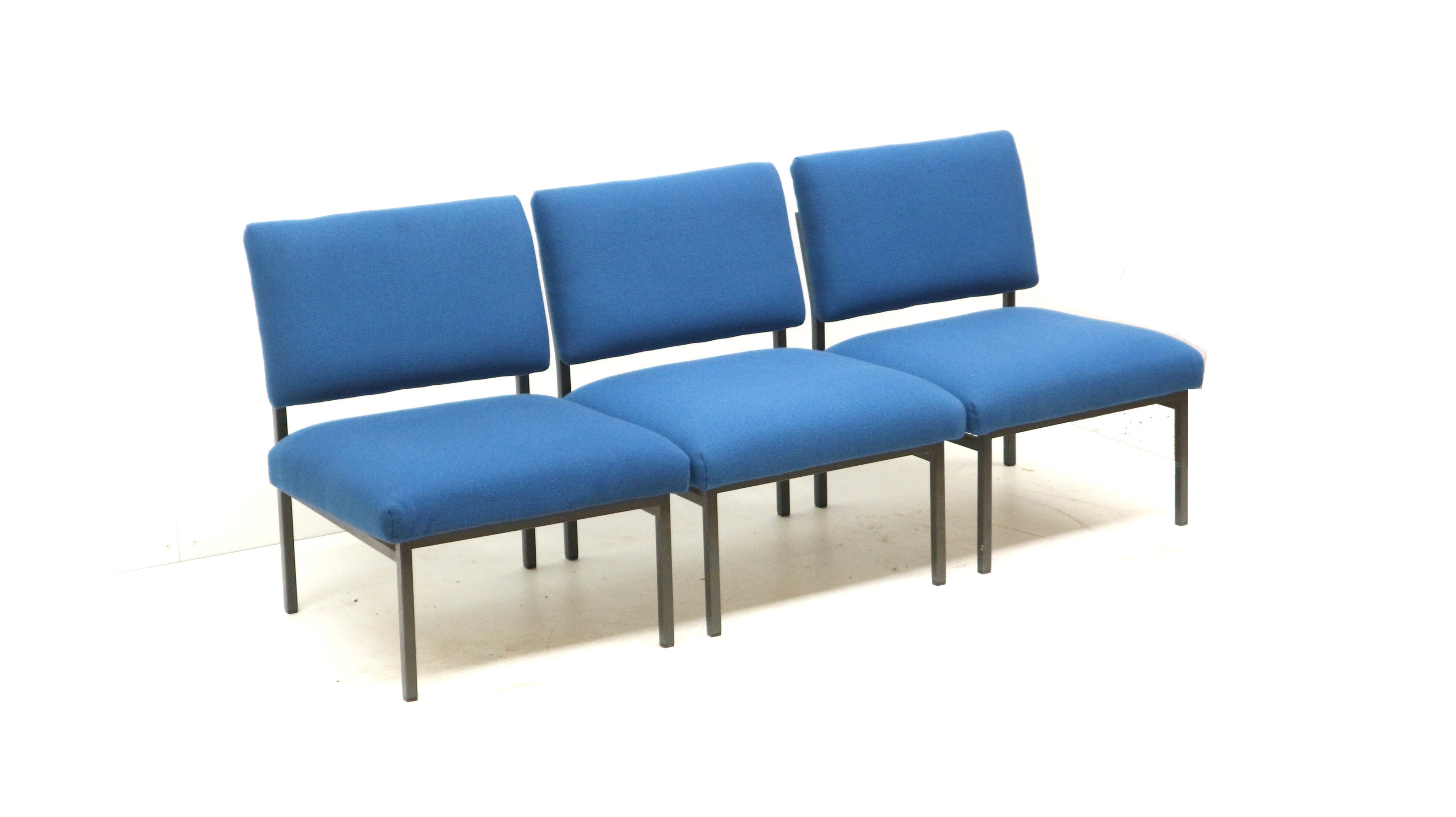 Set_of_3_Vintage_Blue_armchairs_from_the_1970s