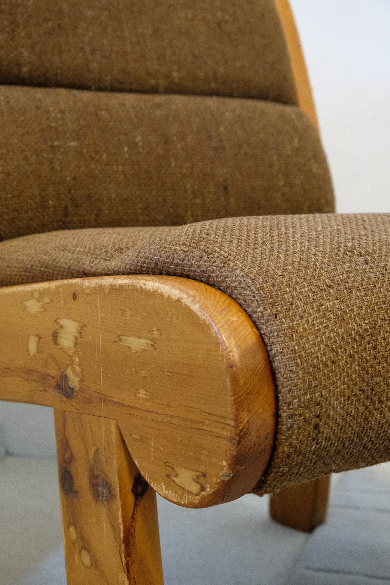 Vintage_bohemian_pine_chair