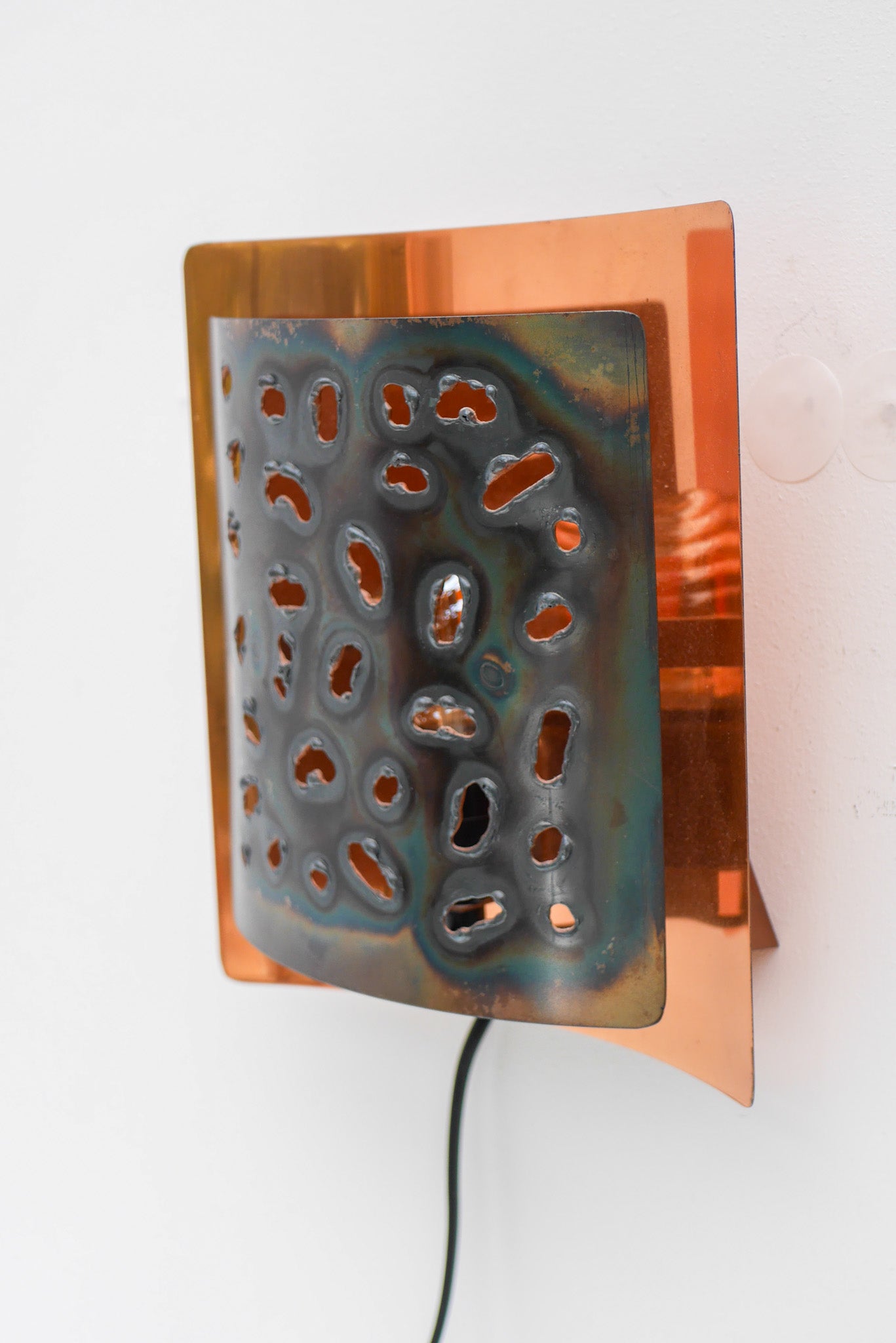 Brutalist_Wall_Sconce_in_Copper_and_Oxidised_Metal_by_Boréns,_Sweden,_1970s