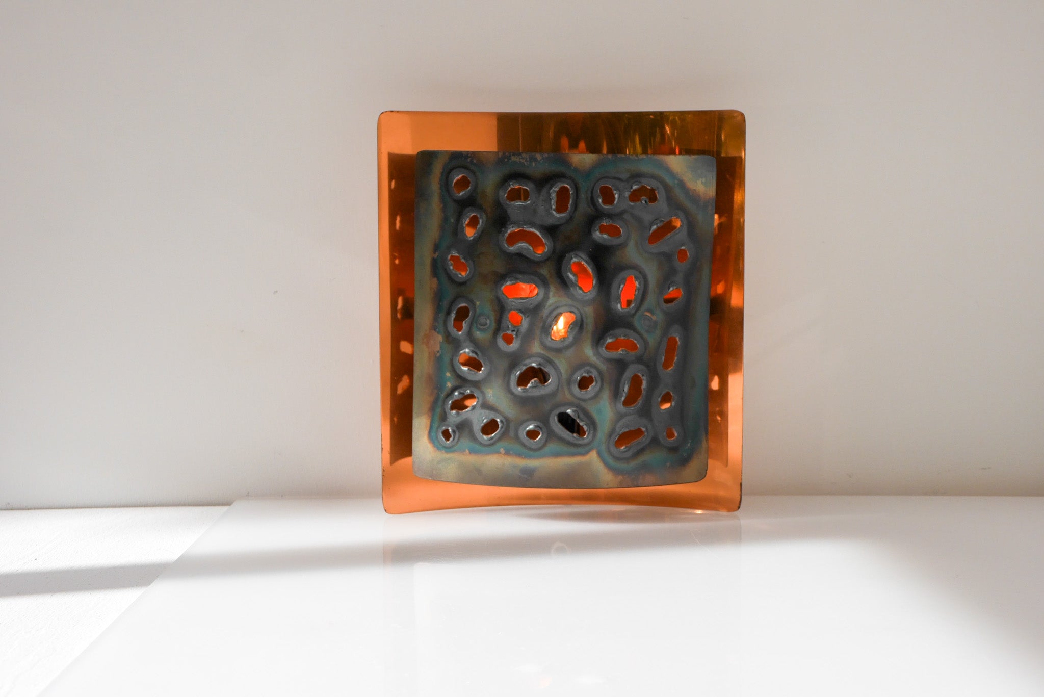 Brutalist_Wall_Sconce_in_Copper_and_Oxidised_Metal_by_Boréns,_Sweden,_1970s