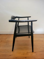 Vintage_CH35_chair_by_Hans_J._Wegner_for_Carl_Hansen_1959