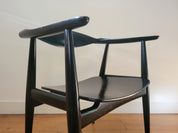 Vintage_CH35_chair_by_Hans_J._Wegner_for_Carl_Hansen_1959
