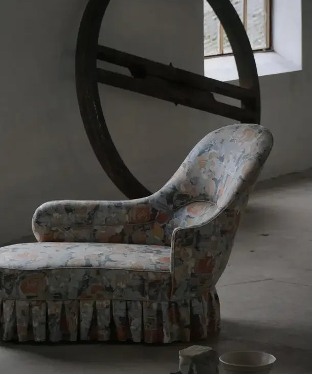 _Canapé_with_Floral_Upholstery