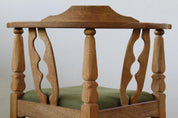 Danish_Brutalist_Oak_Corner_Chair_by_Henning_Kjærnulf,_Attributed_to_EG_Møbler,_1960s