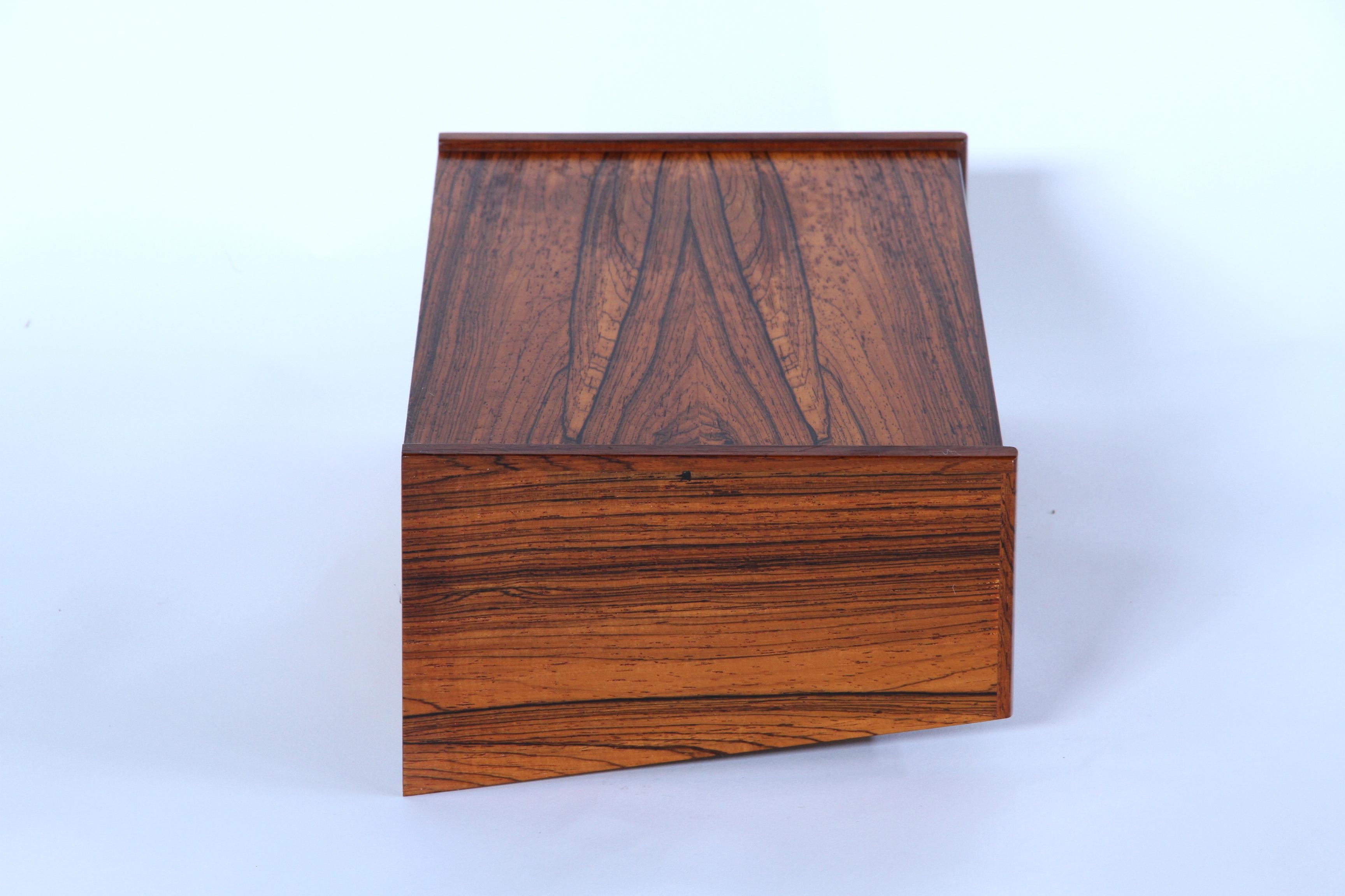 Set_of_2_Vintage_Danish_Brutalist_Oak_Dresser,_Attributed_to_Henning_Kjærnulf,_1960s