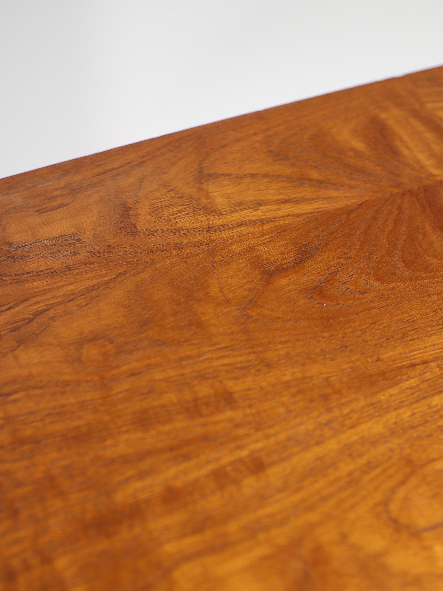 Vintage_Danish_teak_chest_of_drawers_from_the_1960s