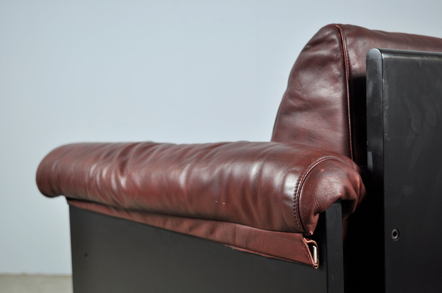 Vintage_easy_lounge_chair_Ateljee_by_Yrjö_Kukkapuro_&_HAIMI,_Finland_1960s