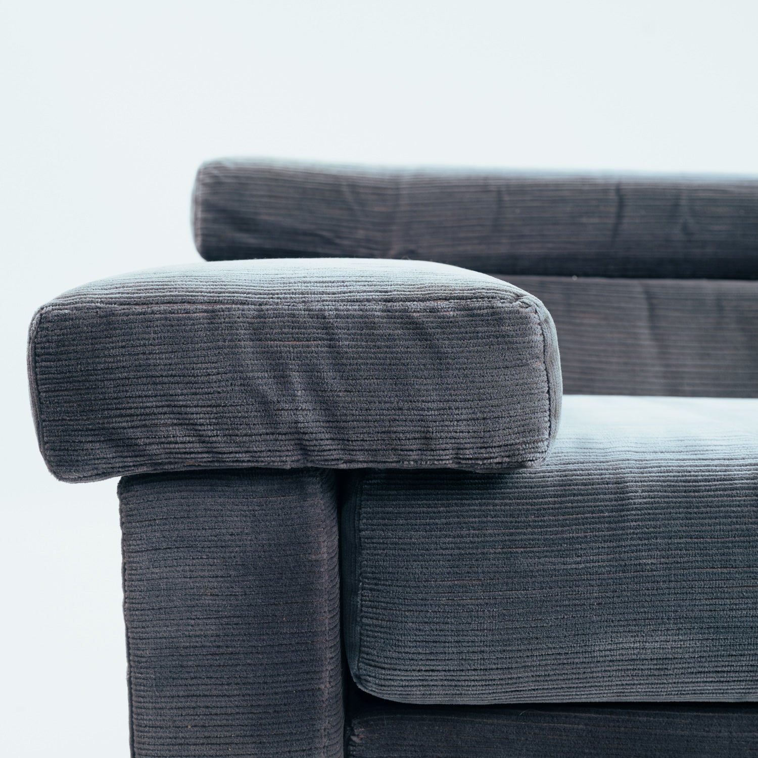 Erasmo_Modular_Sofa_by_Afra_&_Tobia_Scarpa_for_B&B_Italia,_1970s