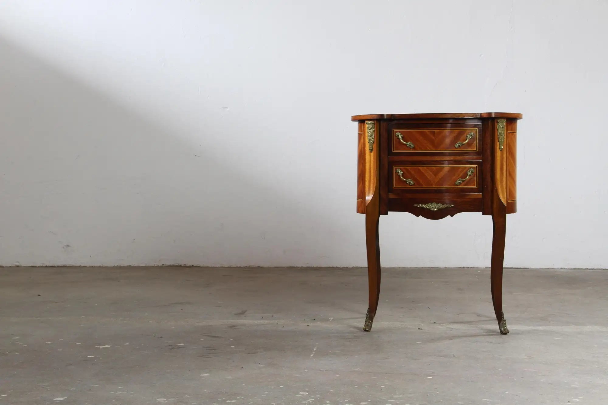 20th-Century_Louis_XV_Style_Marquetry_Side_Table_with_Bronze_Mounts_and_Cabriole_Legs