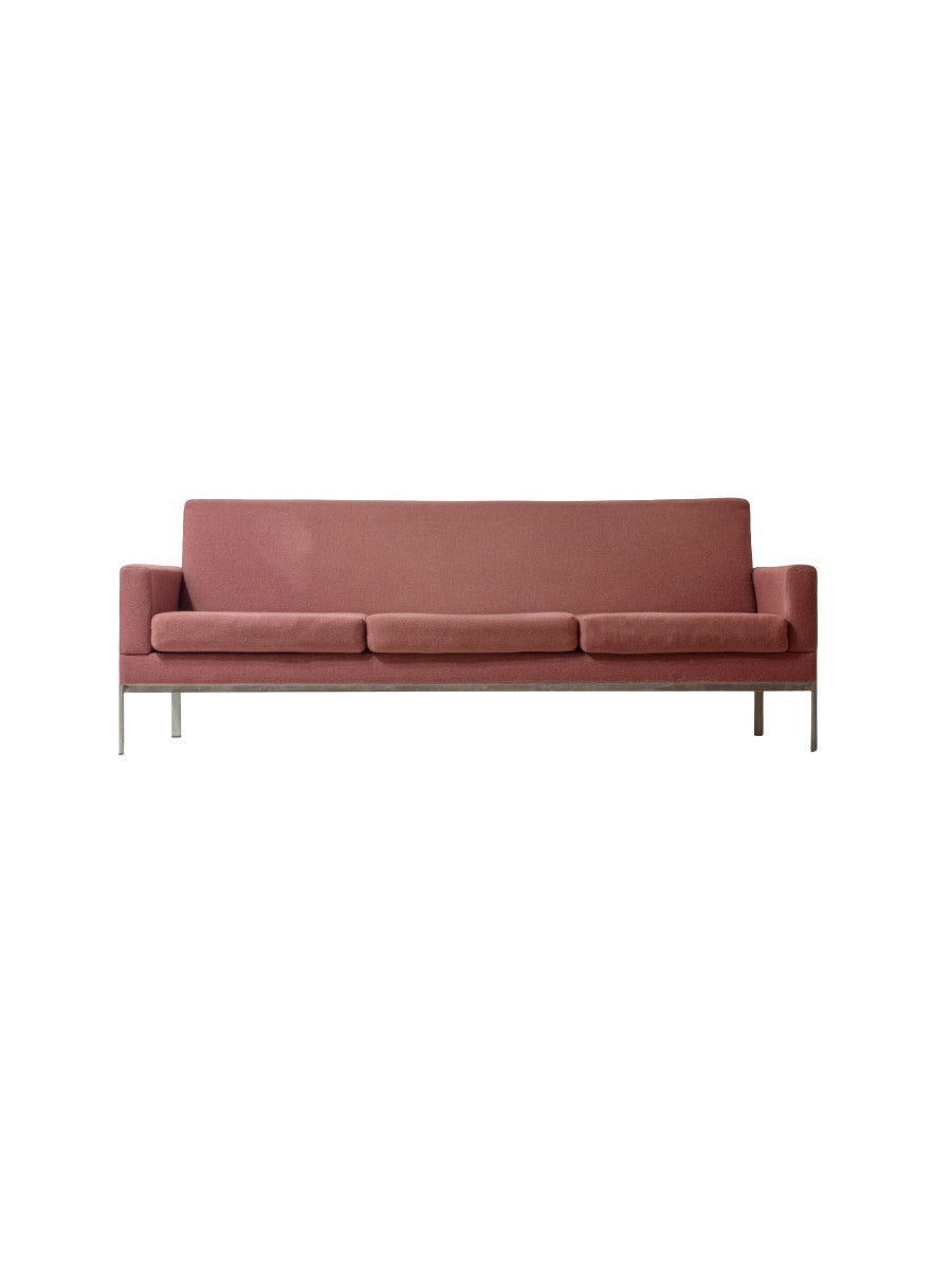 Vintage_Gelderland_3-Seater_Sofa_in_Pink_Fabric,_1960s_Dutch_Design