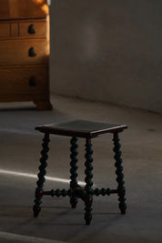 Vintage_Green_and_Red_Painted_Folk_Style_Stool