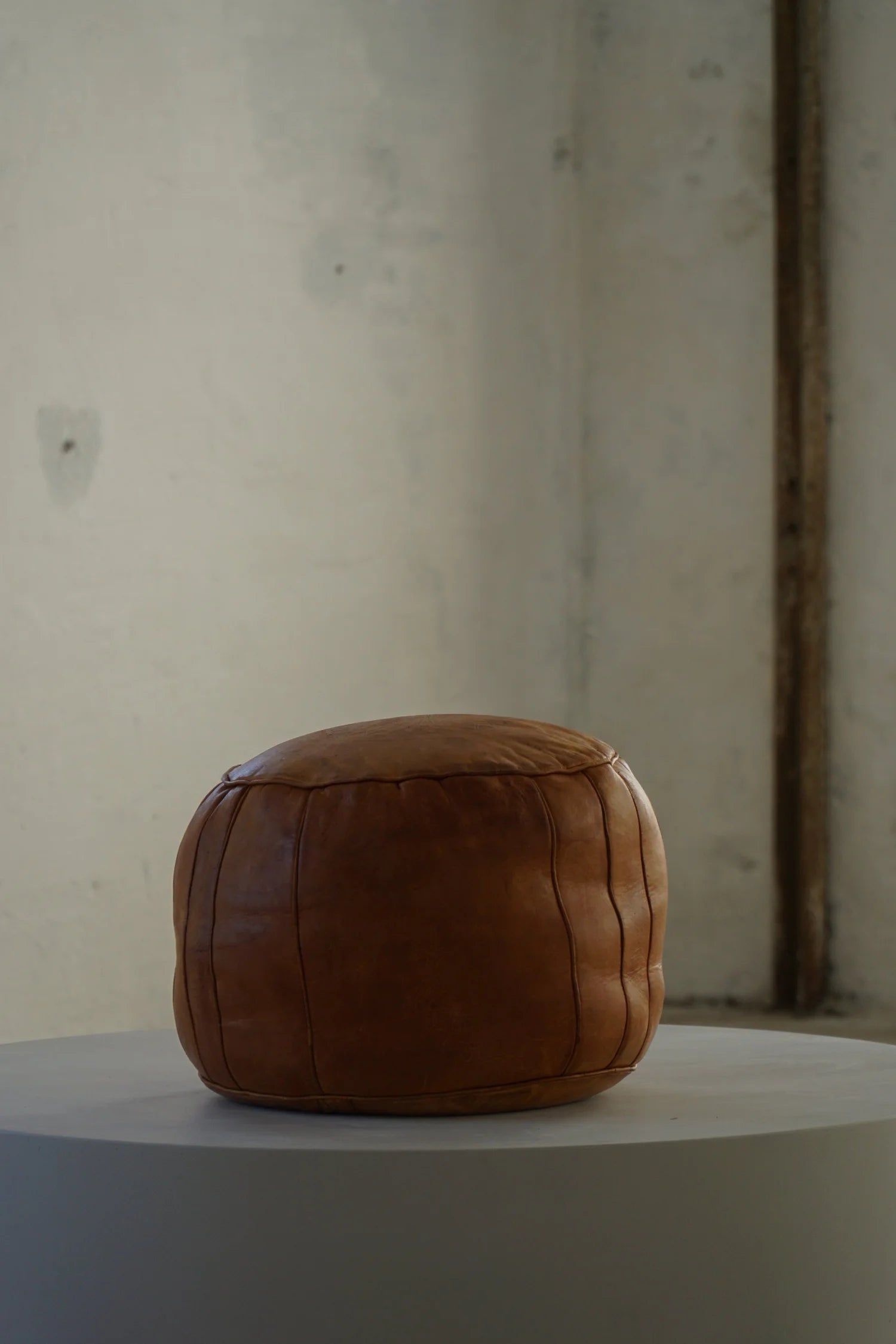 Vintage_Handcrafted_Moroccan_Leather_Pouf_in_Brown_Leather