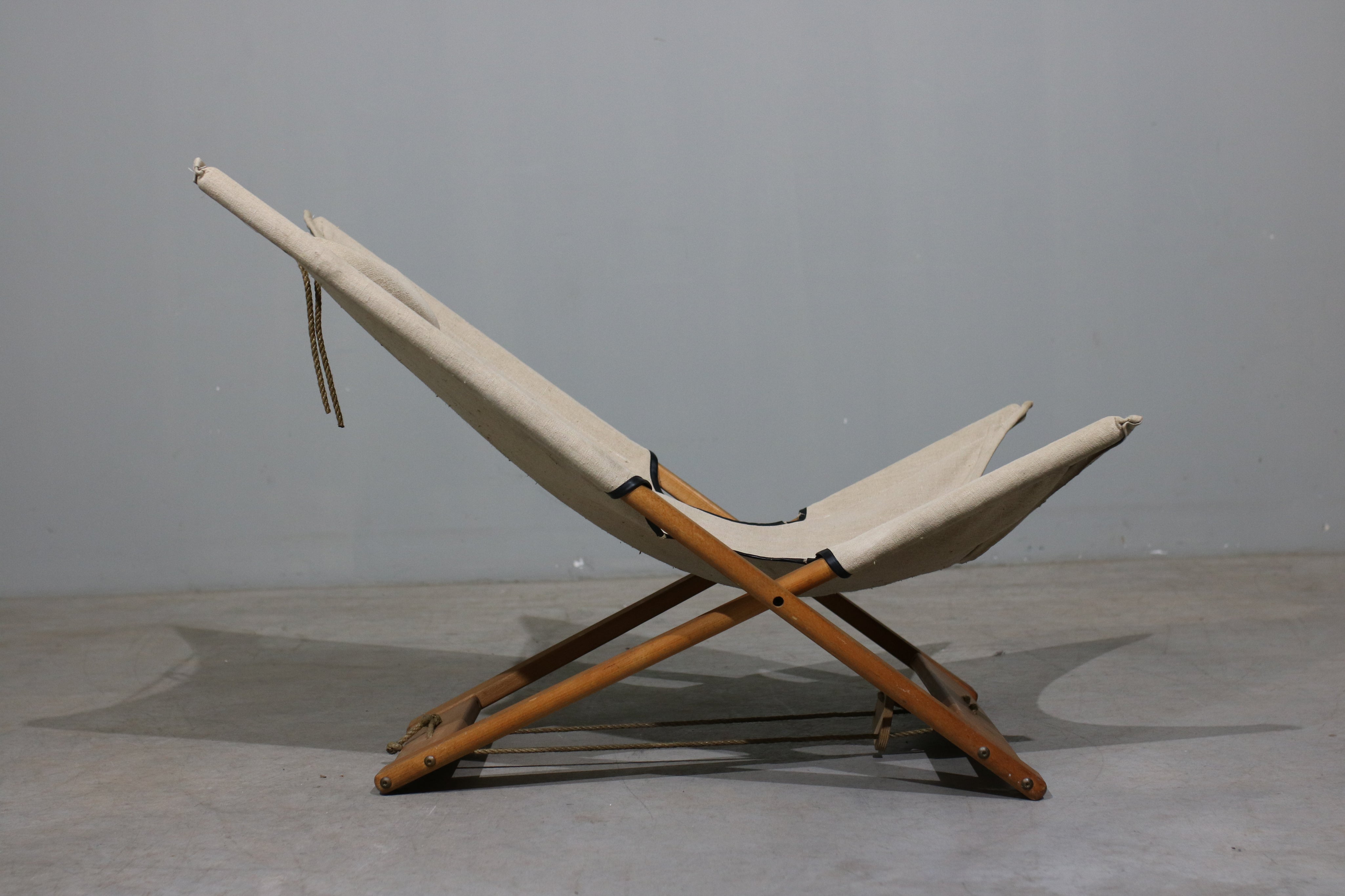 Safari_Lounge_Chair_by_Hyllinge_Møbler_in_Beech_Wood,_1960s,_Denmark