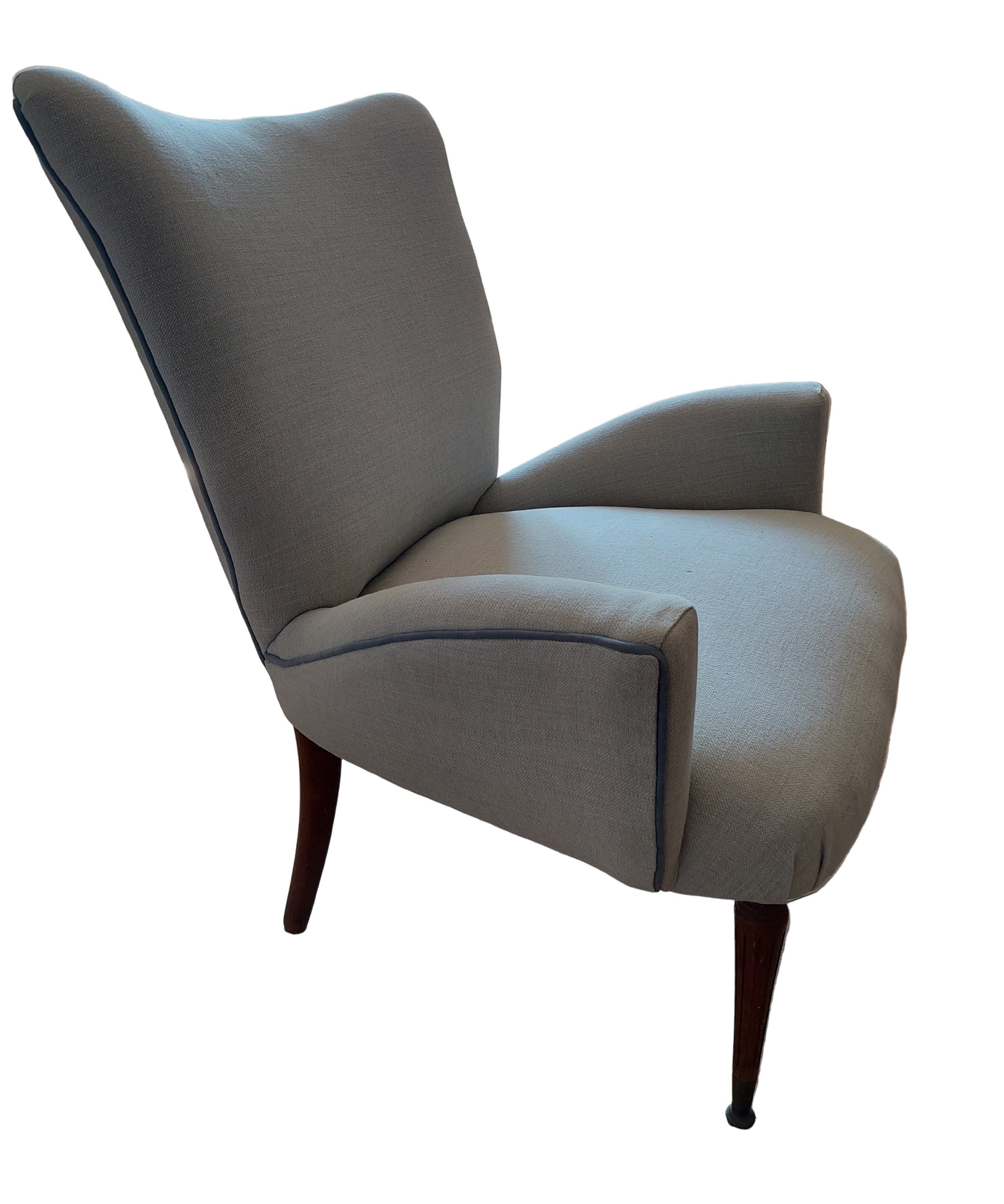 Vintage_Italian_Armchair_from_the_1950's