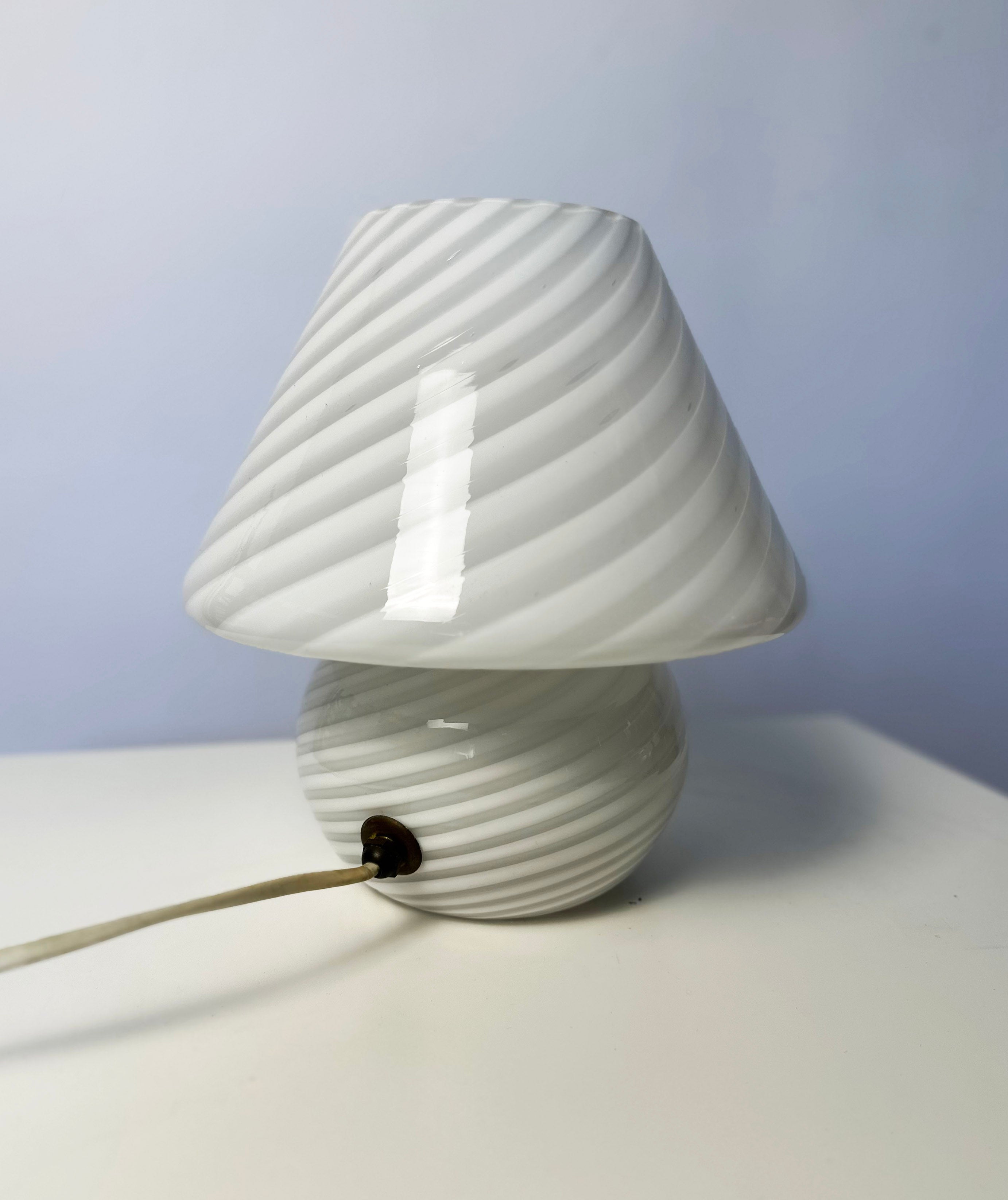 Murano_Opaline_Glass_Mushroom_Table_Lamp_with_Swirl_Pattern