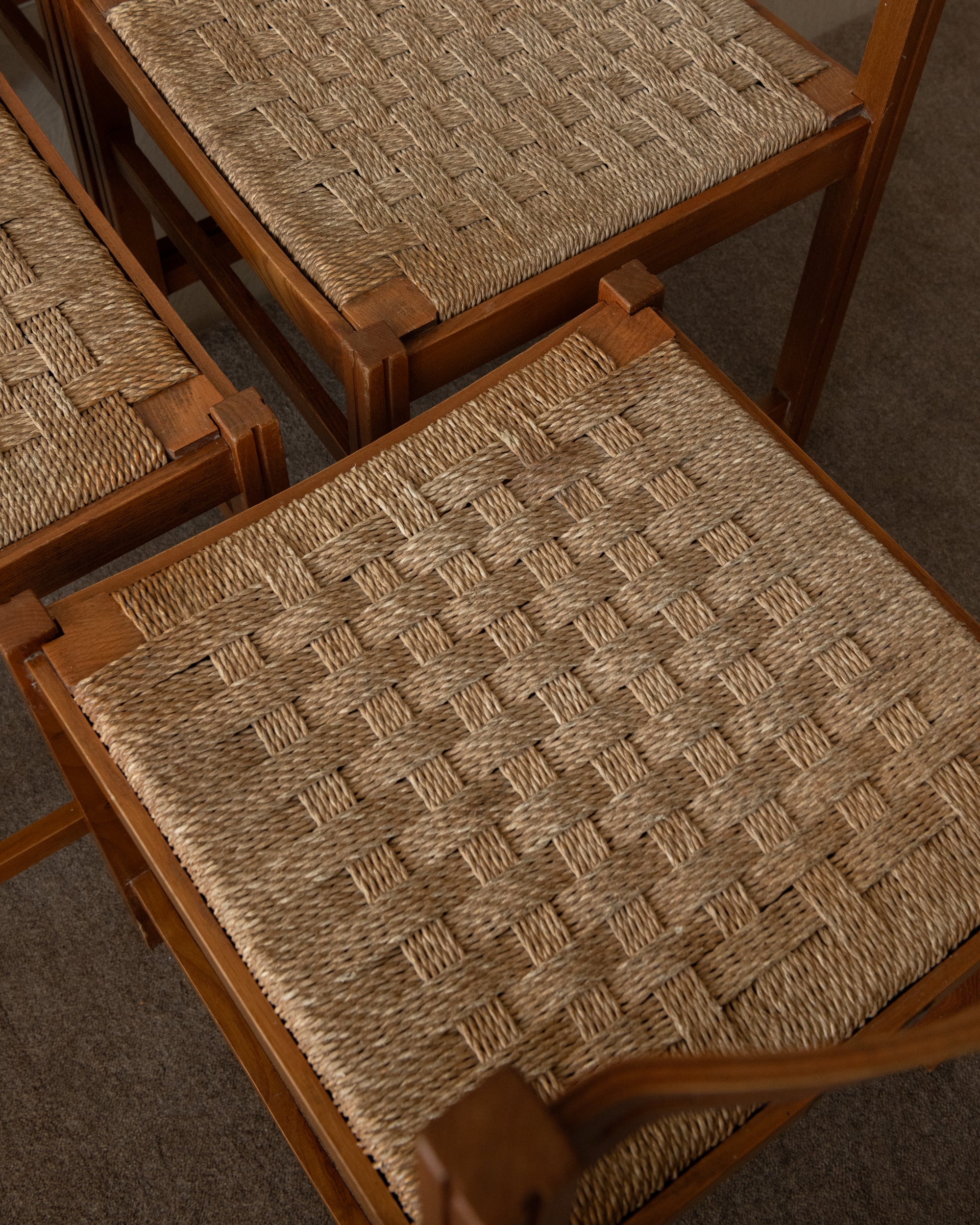 Set_of_5_Italian_Dining_Chairs_by_Snaidero,_Lacquered_Wood_&_Woven_Paper_Cord,_Italy,_1970s