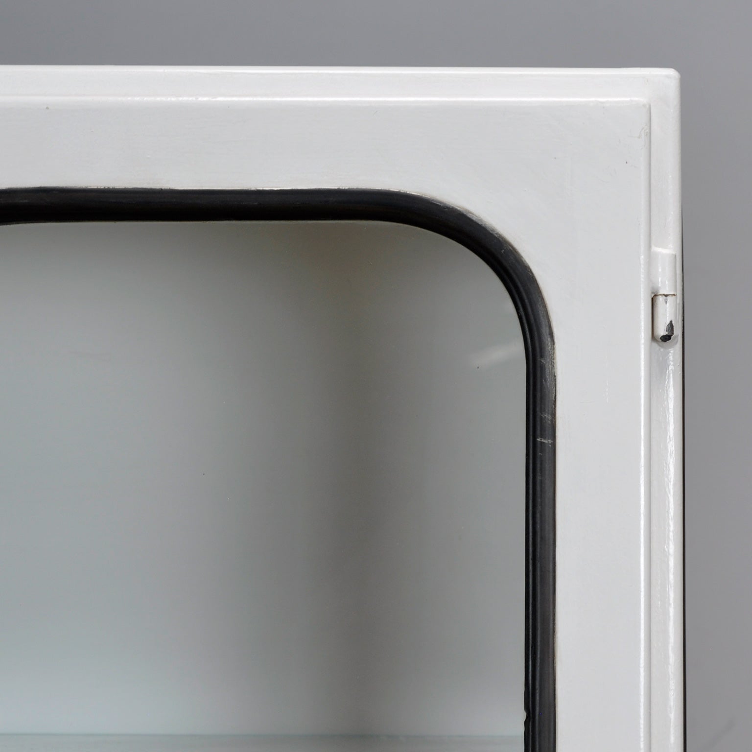 Vintage_Medical_Cabinet,_1970’s