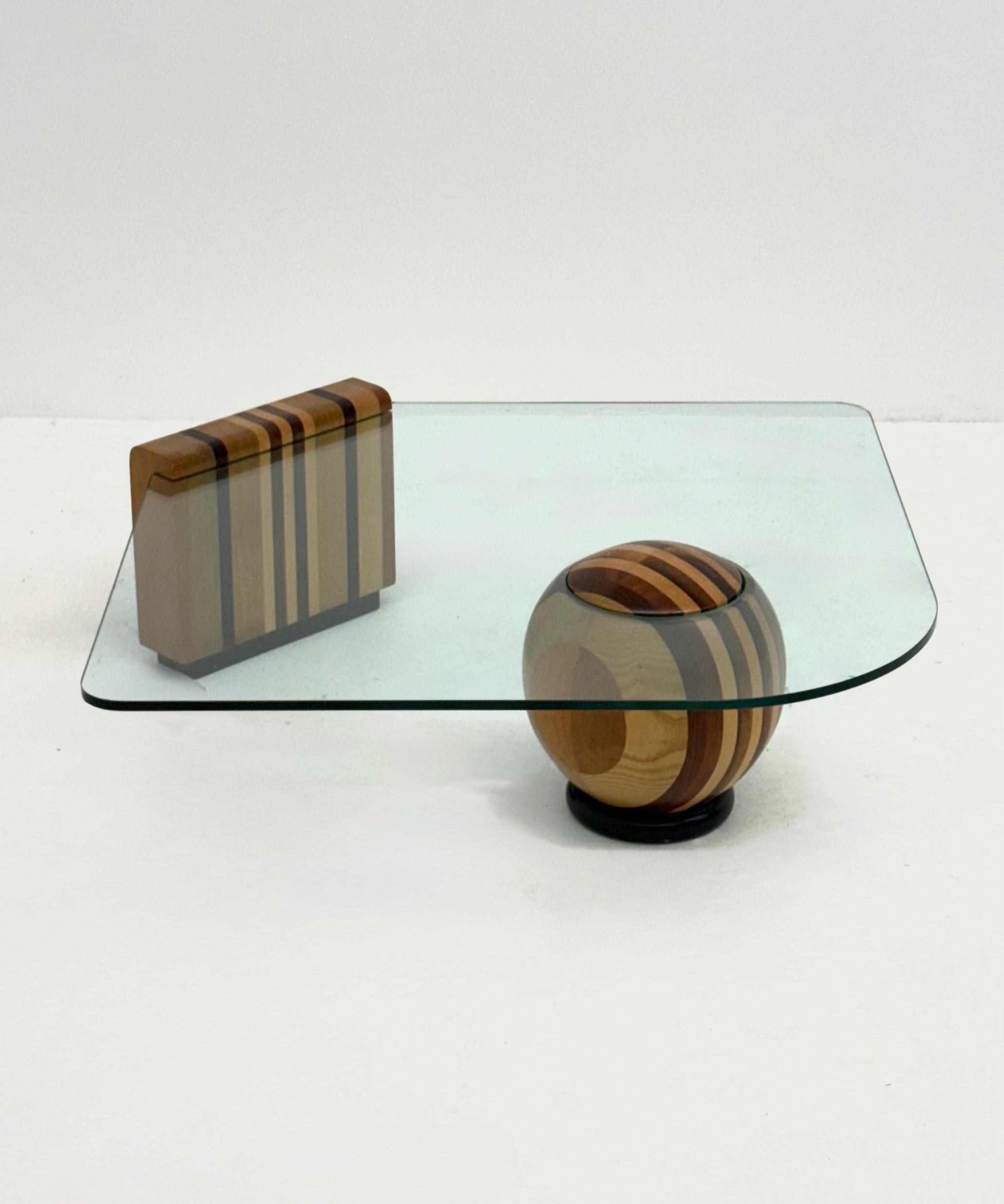 1970s_Metafora_Coffee_Table_by_Massimo_and_Lella_Vignelli_for_Casigliani,_Italy