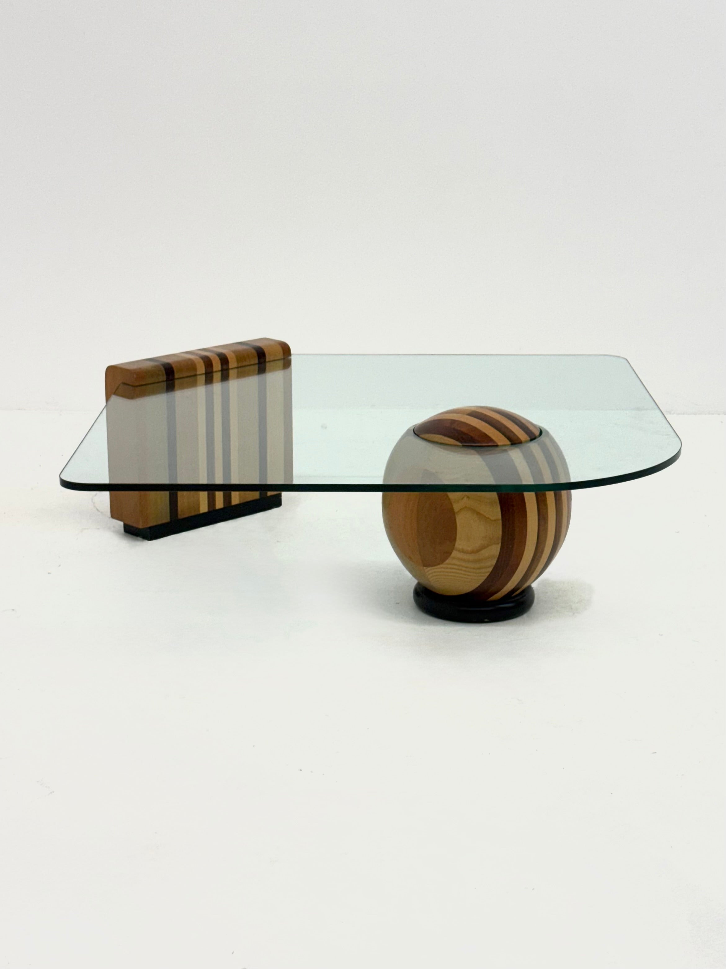 1970s_Metafora_Coffee_Table_by_Massimo_and_Lella_Vignelli_for_Casigliani,_Italy