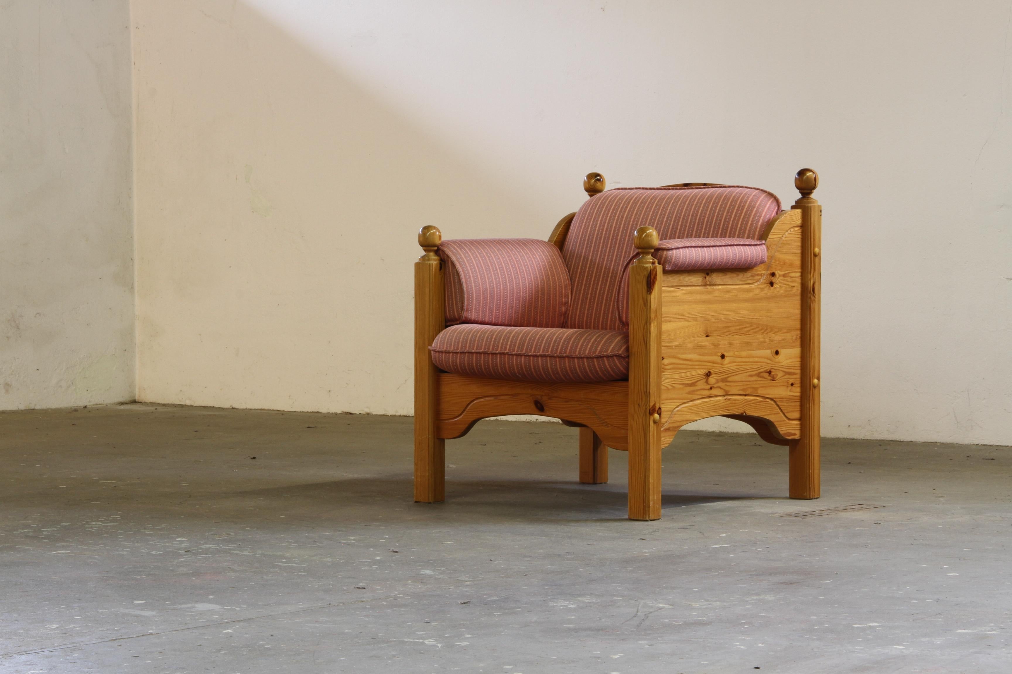 Danish_Mid-Century_Pine_Lounge_Chair_with_Striped_Cushions_and_Rounded_Finials,_1970s