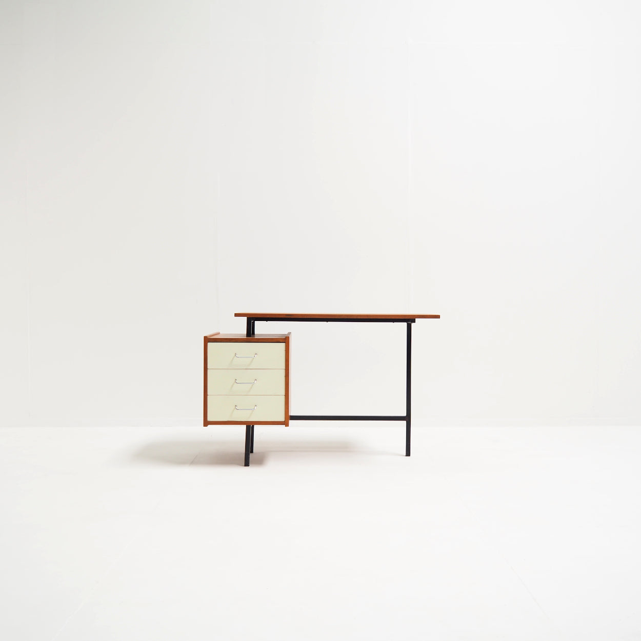 Compact_Pastoe_Writing_Desk_with_Ivory_Drawers,_Netherlands,_1950s