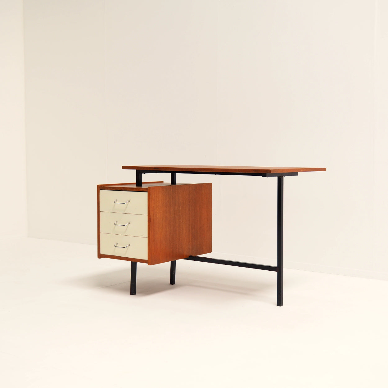 Compact_Pastoe_Writing_Desk_with_Ivory_Drawers,_Netherlands,_1950s