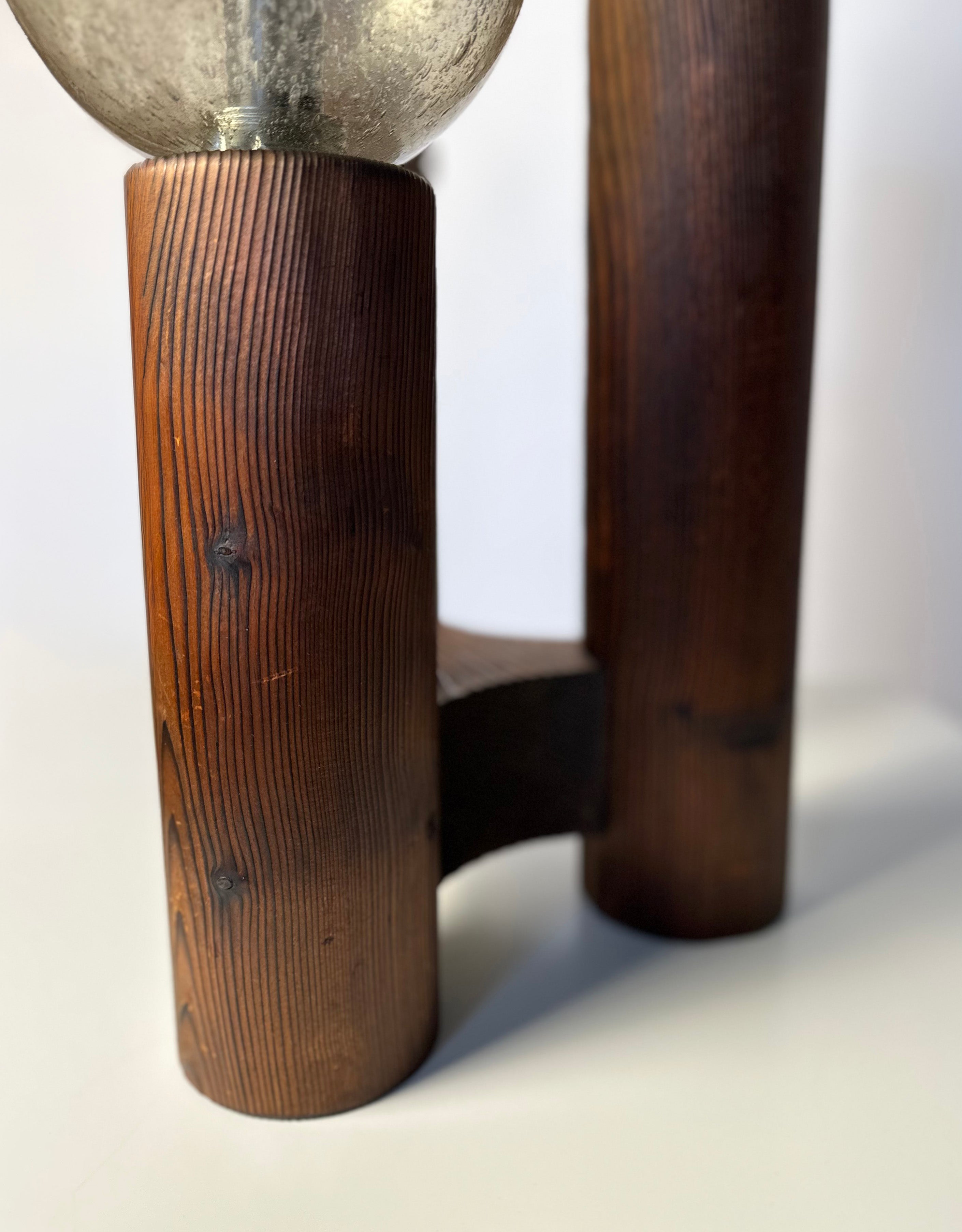 Temde_Leuchten_Model_19_Table_Lamp_in_Wood_and_Hand-Blown_Glass