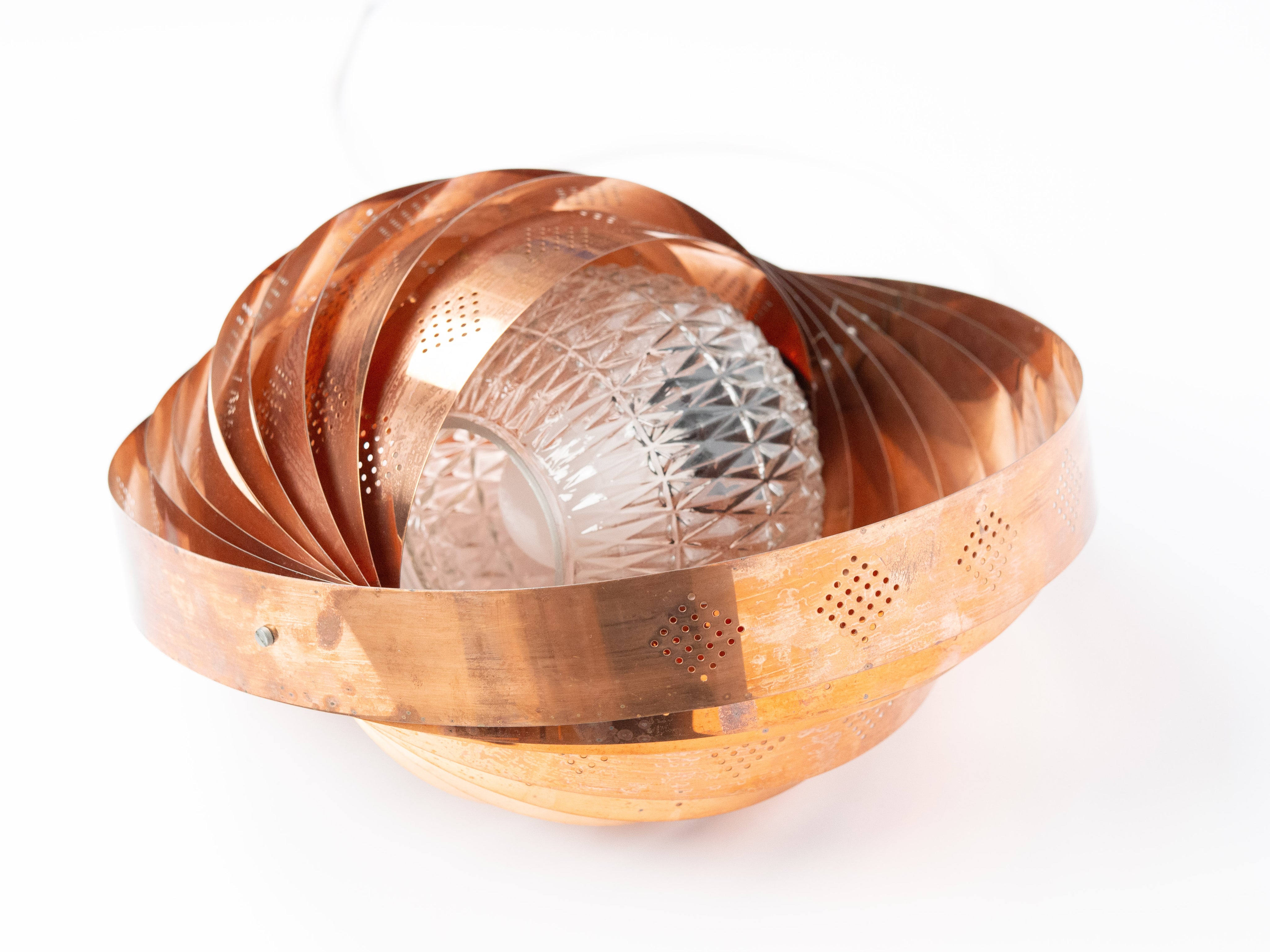 Vintage_Moon_Pendant_Lamp_in_Copper_with_Movable_Crescent_Shades_and_Glass_Diffuser,_Mid-Century_Modern