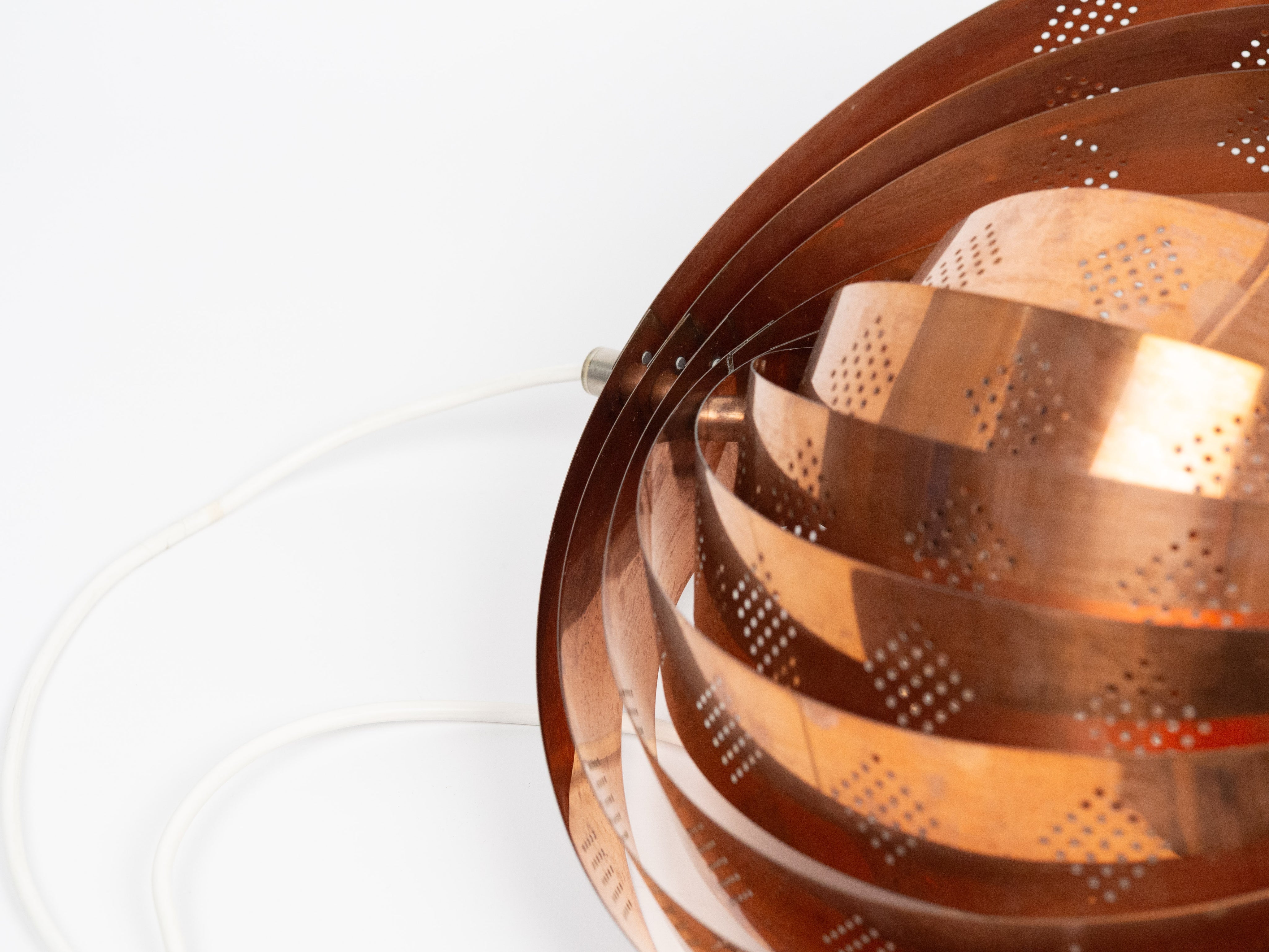 Vintage_Moon_Pendant_Lamp_in_Copper_with_Movable_Crescent_Shades_and_Glass_Diffuser,_Mid-Century_Modern