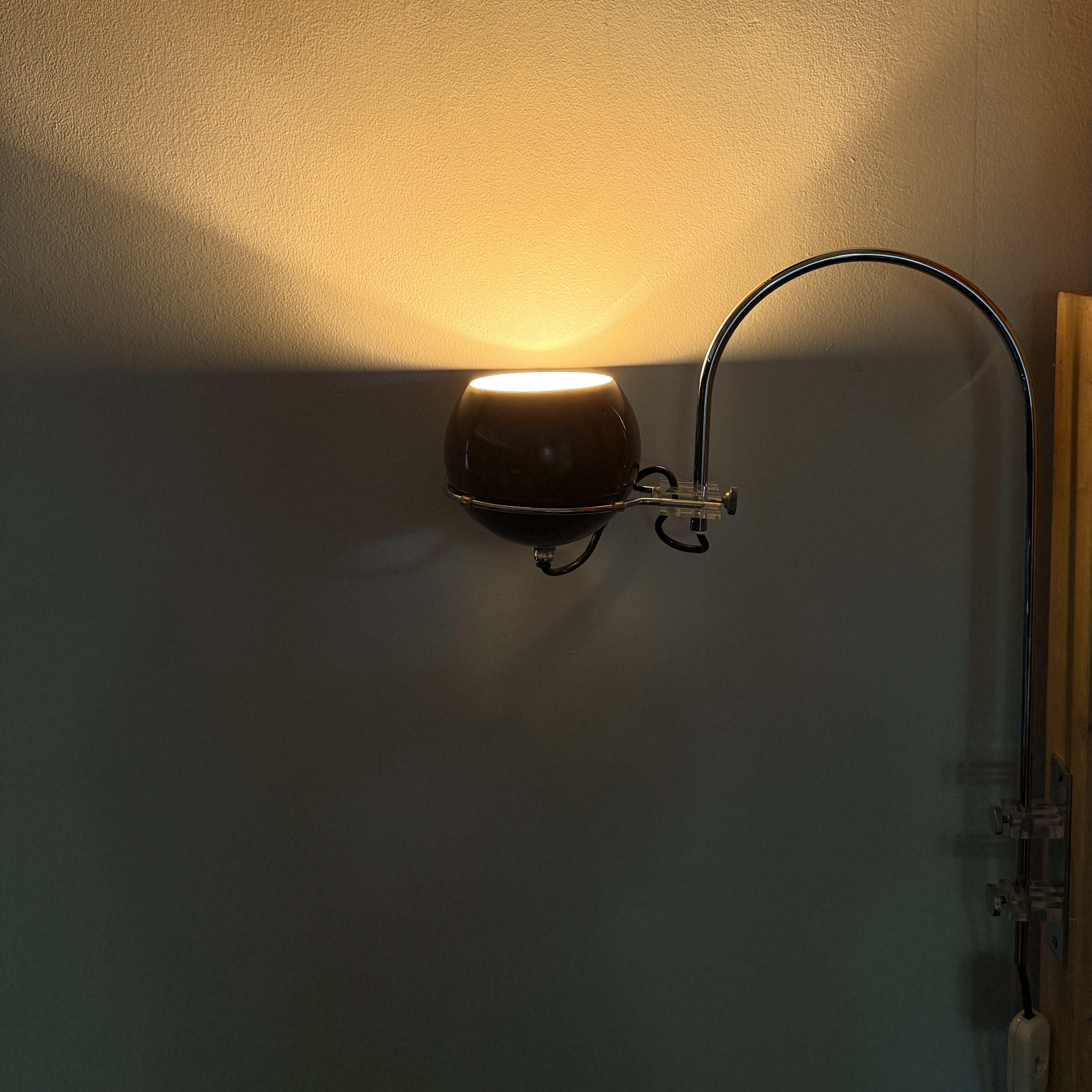 Space_Age_Mushroom_Arc_Wall_Lamp_by_Gepo,_Chrome_and_Brown_Adjustable_Light
