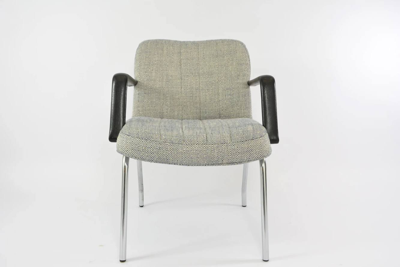 1970s_Office_Armchair_in_Mottled_Fabric_and_Chrome_with_Resin_Armrests